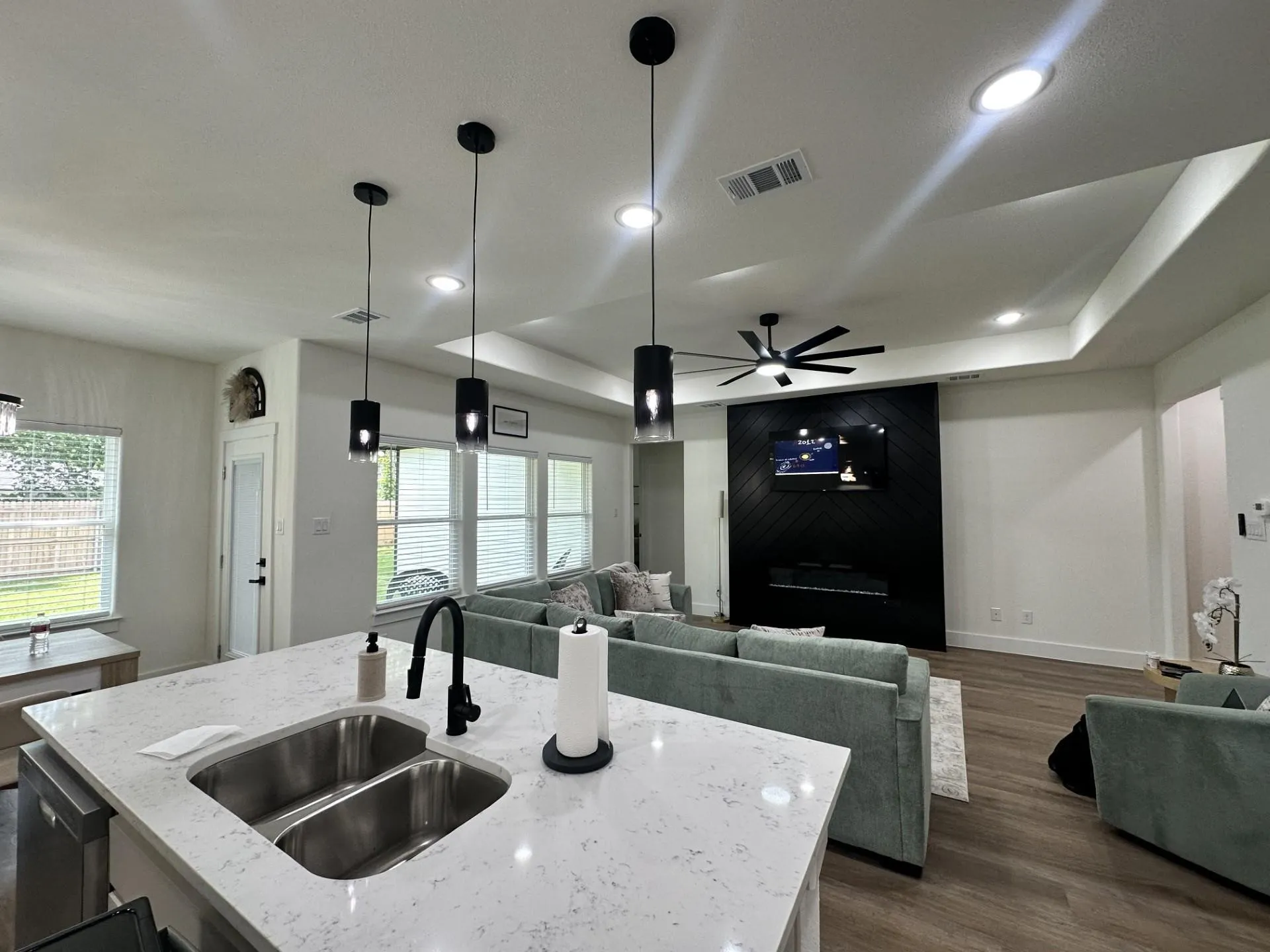 Single Family Residence For Rent in Dallas County , 2816 Pennsylvania Avenue, Dallas, Texas 75215, 4 Bedroom, 2 Bathroom, 2 Garage spaces, 1,835 Sqft, built in 2025, mls#21328274, Real Estate Agent in Dallas, Homes For Rent in Dallas county, Homes For Rent in Dallas, Realtor in Dallas Texas, Real Estate Brokerage Independent Realty Texas, Luminita Cordes Realtor