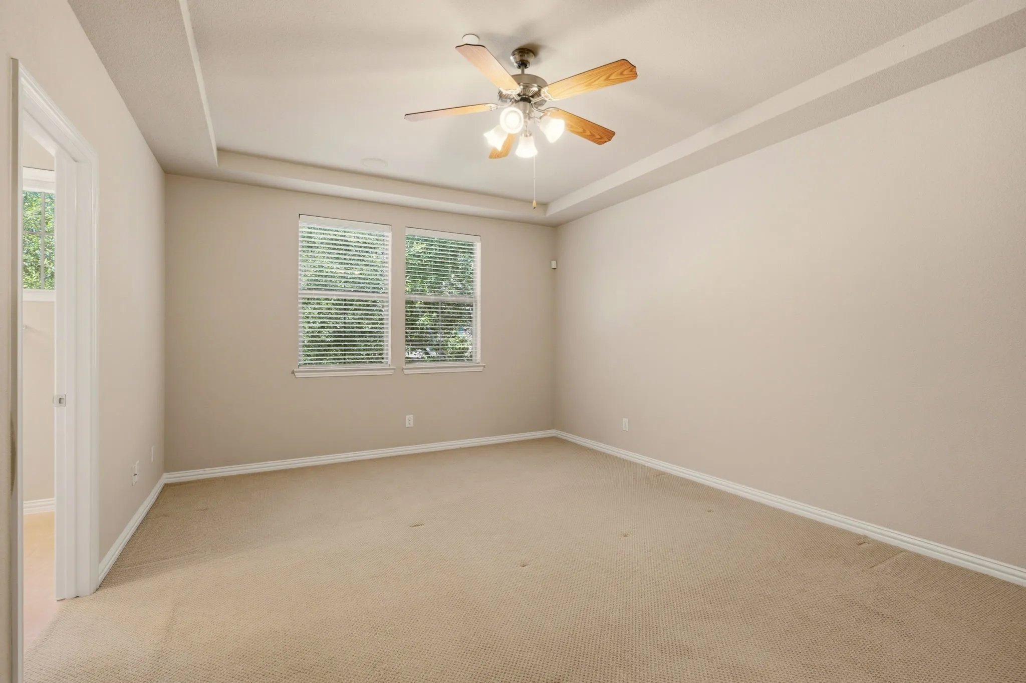 Single Family Residence For Sale in Collin County , 703 Chestnut Hill Drive, Allen, Texas 75013, 3 Bedroom, 3 Bathroom, 2 Garage spaces, 1,898 Sqft, built in 2007, mls#21334983, Real Estate Agent in Allen, Homes For Sale in Collin county, Homes For Sale in Allen, Realtor in Allen Texas, Real Estate Brokerage Independent Realty Texas, Luminita Cordes Realtor