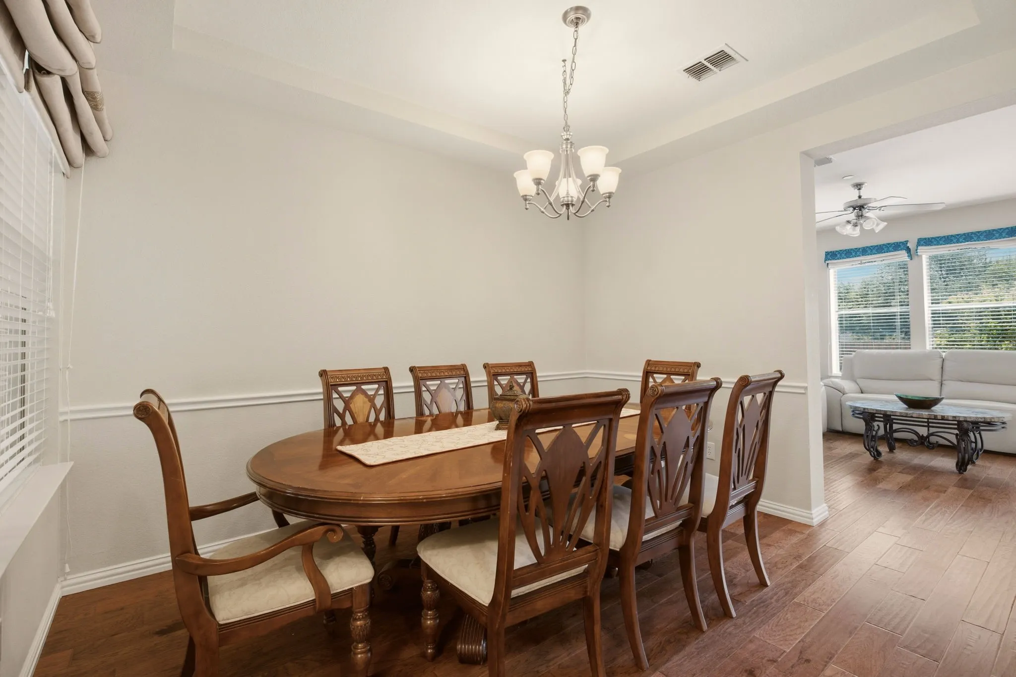 Single Family Residence For Sale in Collin County , 703 Chestnut Hill Drive, Allen, Texas 75013, 3 Bedroom, 3 Bathroom, 2 Garage spaces, 1,898 Sqft, built in 2007, mls#21334983, Real Estate Agent in Allen, Homes For Sale in Collin county, Homes For Sale in Allen, Realtor in Allen Texas, Real Estate Brokerage Independent Realty Texas, Luminita Cordes Realtor