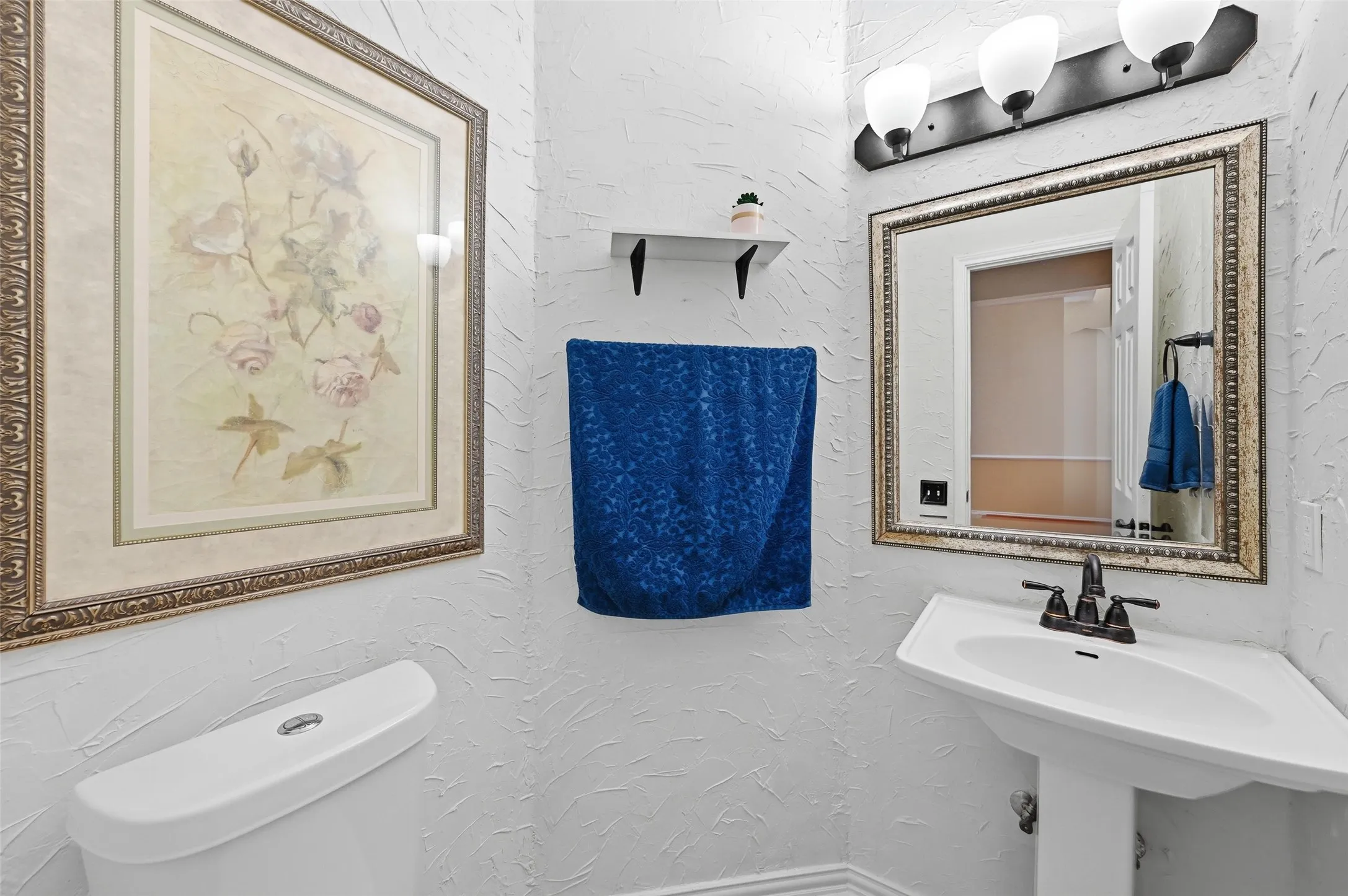Single Family Residence For Sale in Tarrant County , 7000 Cadillac Boulevard, Arlington, Texas 76016, 4 Bedroom, 3 Bathroom, 2 Garage spaces, 2,114 Sqft, built in 1990, mls#21334974, Real Estate Agent in Arlington, Homes For Sale in Tarrant county, Homes For Sale in Arlington, Realtor in Arlington Texas, Real Estate Brokerage Independent Realty Texas, Luminita Cordes Realtor