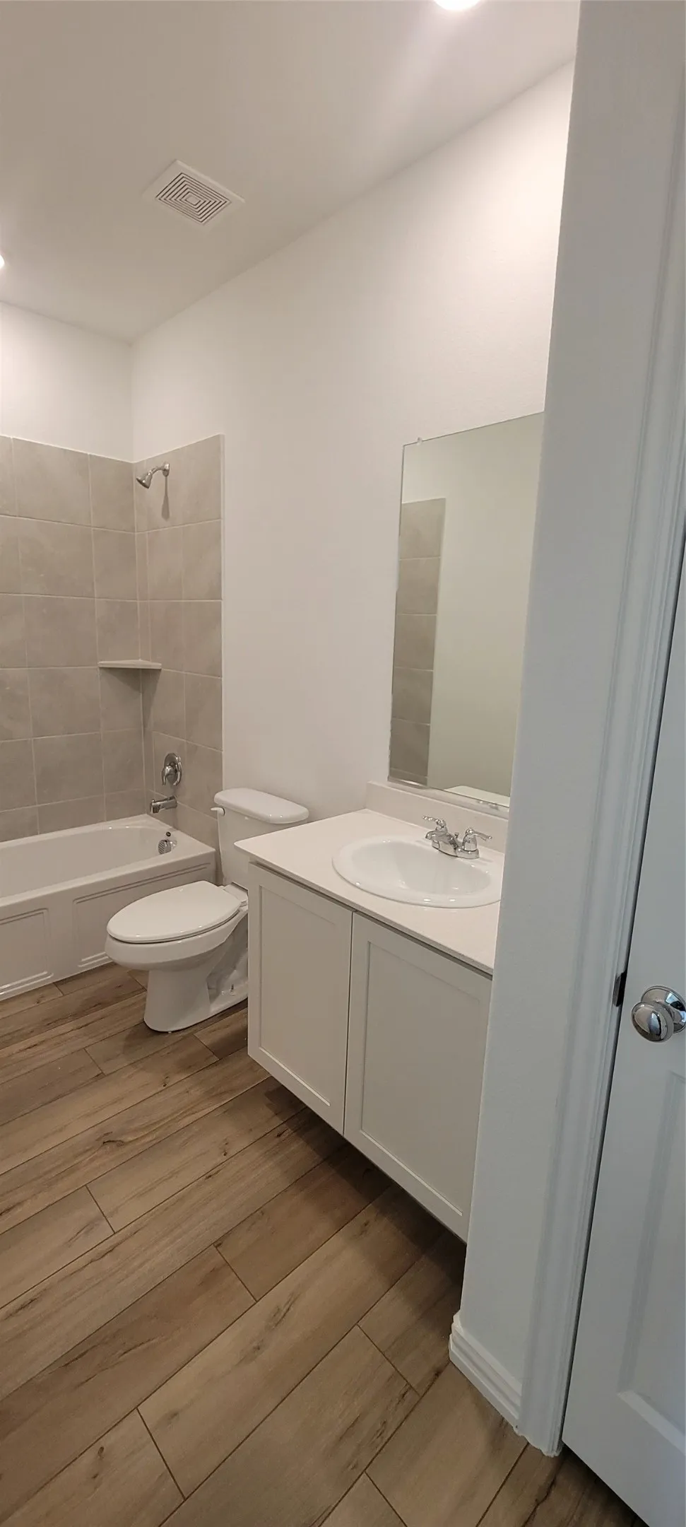 Single Family Residence For Rent in Tarrant County , 9901 Diamondhead Drive, Fort Worth, Texas 76179, 4 Bedroom, 3 Bathroom, 2 Garage spaces, 2,284 Sqft, built in 2023, mls#21334985, Real Estate Agent in Fort Worth, Homes For Rent in Tarrant county, Homes For Rent in Fort Worth, Realtor in Fort Worth Texas, Real Estate Brokerage Independent Realty Texas, Luminita Cordes Realtor