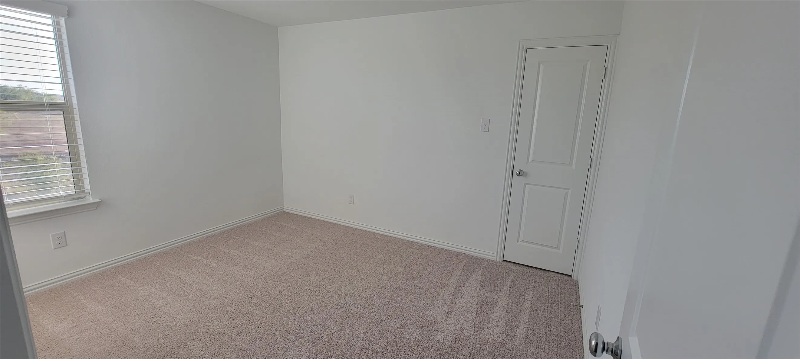 Single Family Residence For Rent in Tarrant County , 9901 Diamondhead Drive, Fort Worth, Texas 76179, 4 Bedroom, 3 Bathroom, 2 Garage spaces, 2,284 Sqft, built in 2023, mls#21334985, Real Estate Agent in Fort Worth, Homes For Rent in Tarrant county, Homes For Rent in Fort Worth, Realtor in Fort Worth Texas, Real Estate Brokerage Independent Realty Texas, Luminita Cordes Realtor