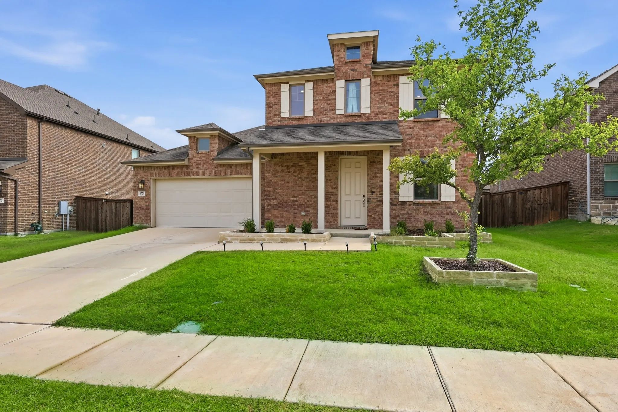 Single Family Residence For Sale in Kaufman County , 1728 Pegasus Drive, Forney, Texas 75126, 3 Bedrooms, 3 Bathrooms, 2 Garage spaces, 2,389 Sqft, built in 2022, Price $389,990, mls#21333360, Real Estate Agent in Forney, Homes For Sale in Kaufman county, Homes For Sale in Forney, Realtor in Forney Texas, Real Estate Brokerage Independent Realty Texas, Luminita Cordes Realtor