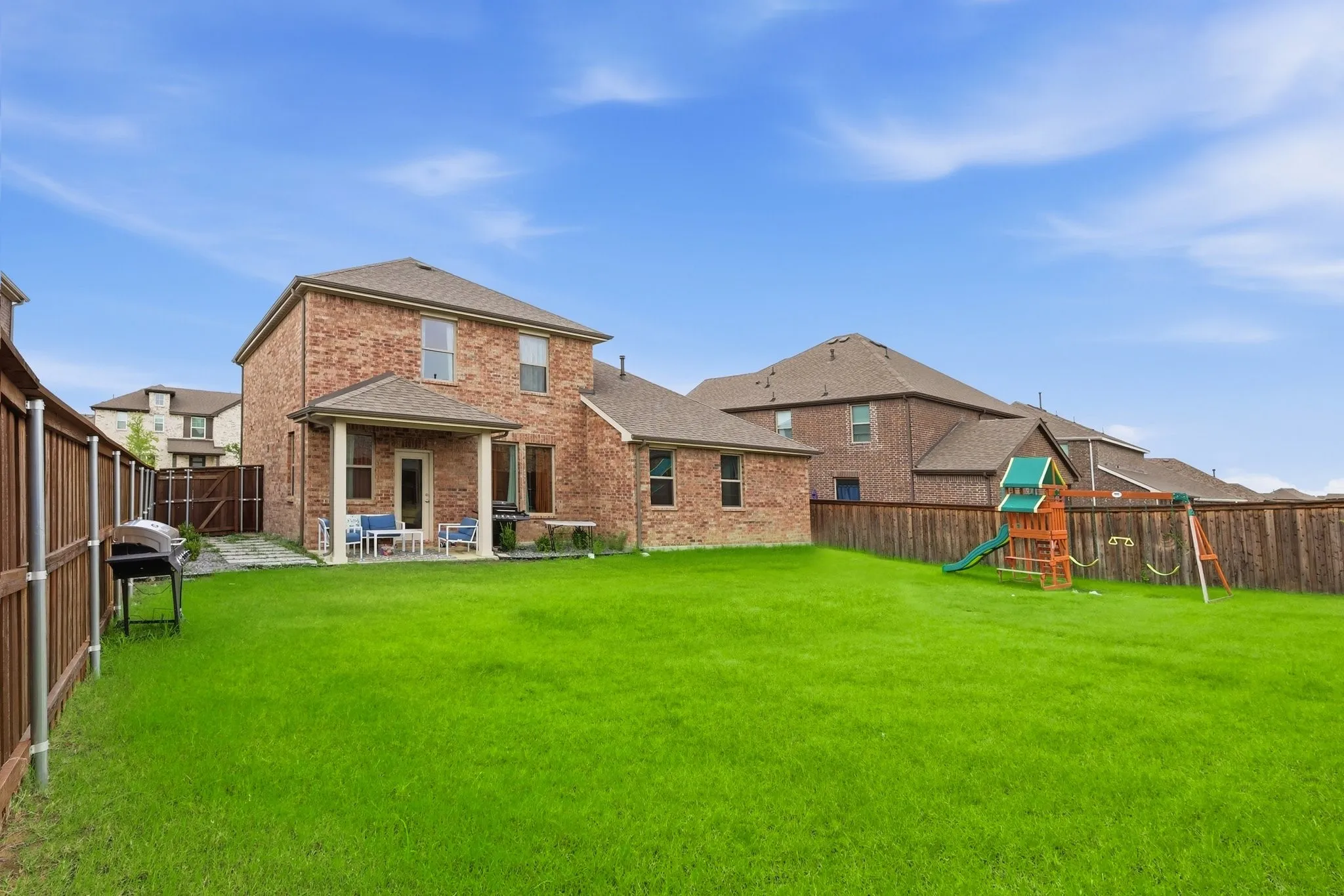 Single Family Residence For Sale in Kaufman County , 1728 Pegasus Drive, Forney, Texas 75126, 3 Bedrooms, 3 Bathrooms, 2 Garage spaces, 2,389 Sqft, built in 2022, Price $389,990, mls#21333360, Real Estate Agent in Forney, Homes For Sale in Kaufman county, Homes For Sale in Forney, Realtor in Forney Texas, Real Estate Brokerage Independent Realty Texas, Luminita Cordes Realtor
