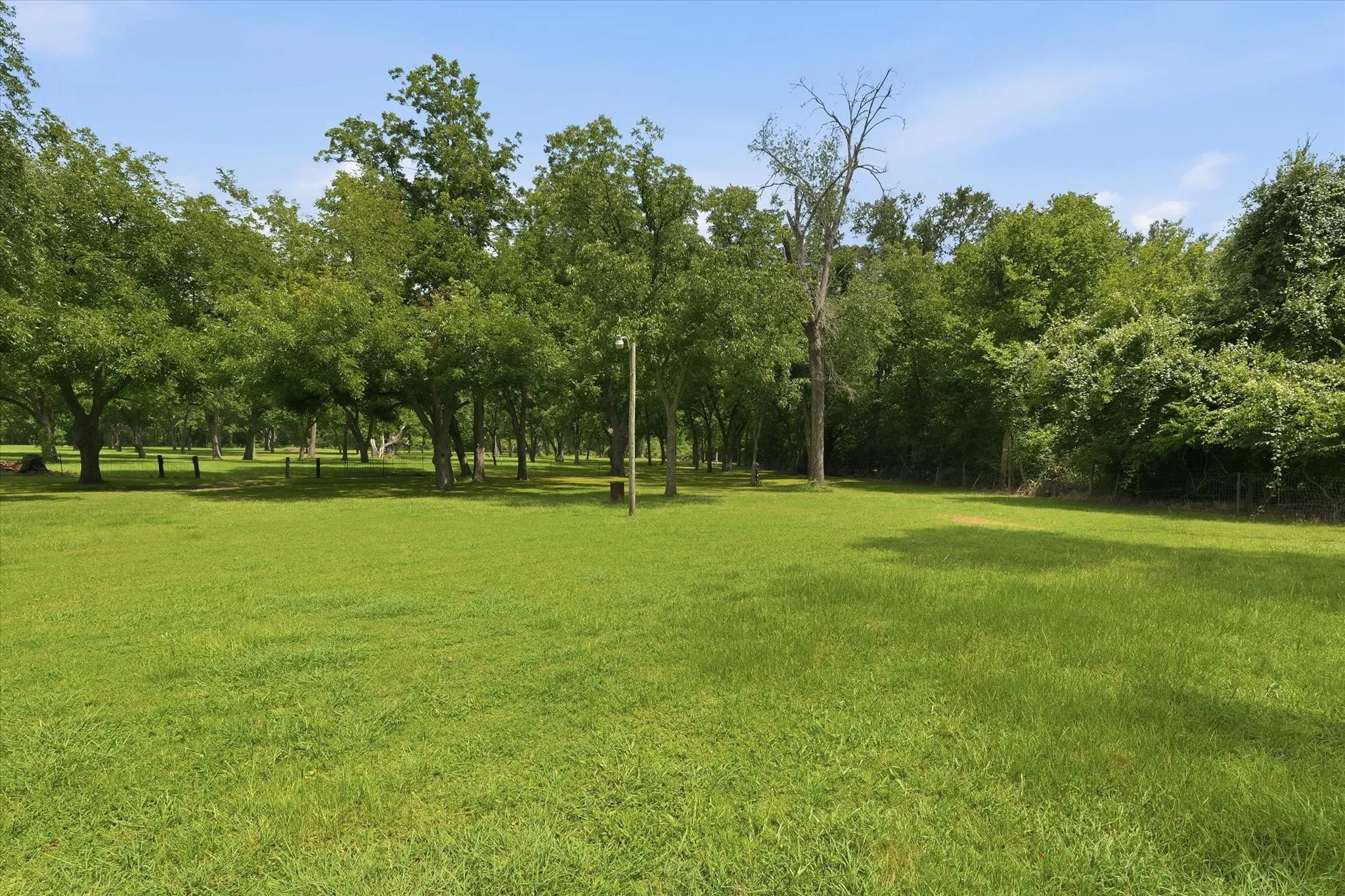 Mobile Home For Sale in Limestone County , 4258 Highway 164 E, Groesbeck, Texas 76642, 3 Bedroom, 2 Bathroom, Garage spaces, 1,440 Sqft, built in 2009, mls#21335002, Real Estate Agent in Groesbeck, Homes For Sale in Limestone county, Homes For Sale in Groesbeck, Realtor in Groesbeck Texas, Real Estate Brokerage Independent Realty Texas, Luminita Cordes Realtor