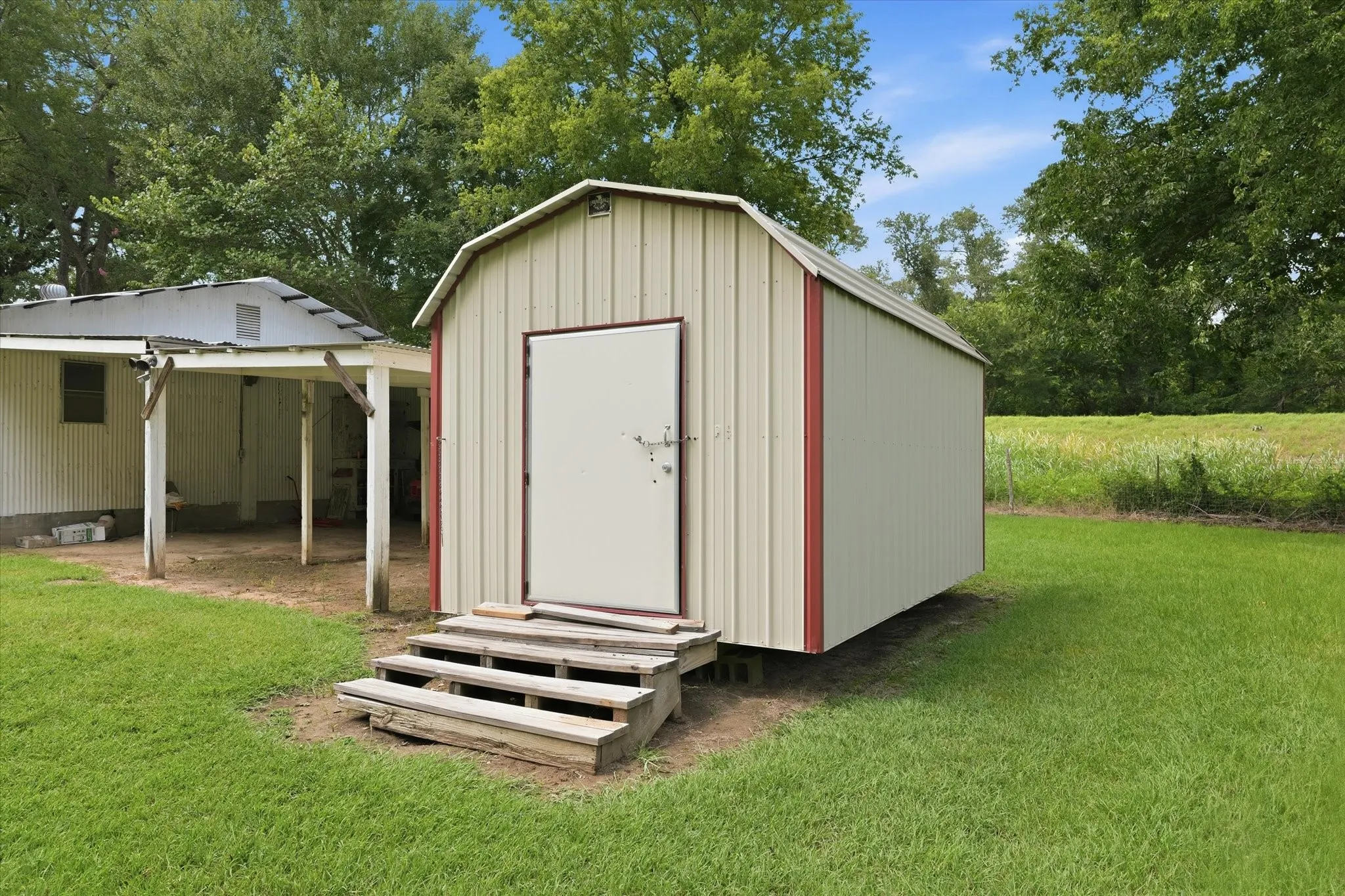 Storage shed