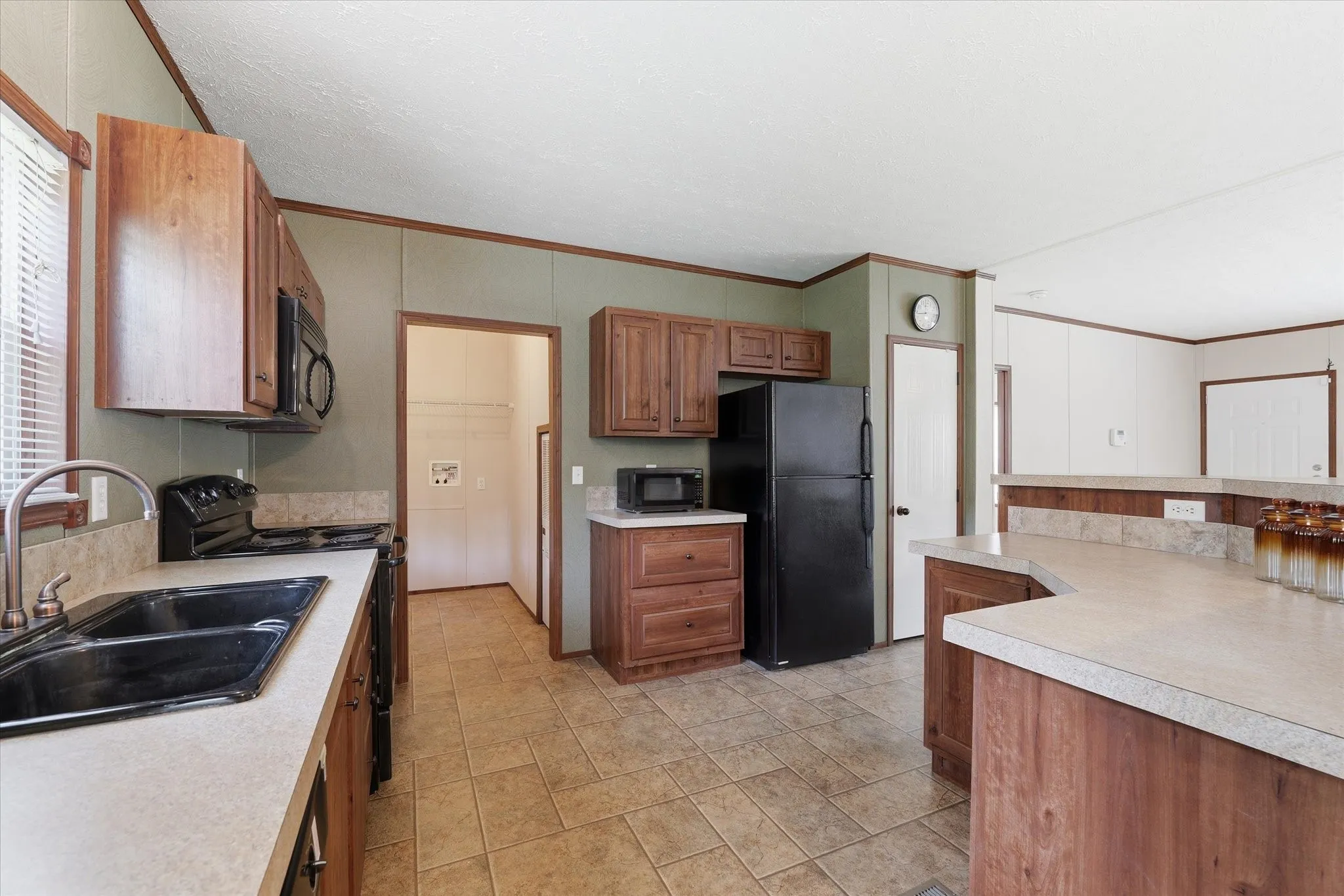 Mobile Home For Sale in Limestone County , 4258 Highway 164 E, Groesbeck, Texas 76642, 3 Bedroom, 2 Bathroom, Garage spaces, 1,440 Sqft, built in 2009, mls#21335002, Real Estate Agent in Groesbeck, Homes For Sale in Limestone county, Homes For Sale in Groesbeck, Realtor in Groesbeck Texas, Real Estate Brokerage Independent Realty Texas, Luminita Cordes Realtor