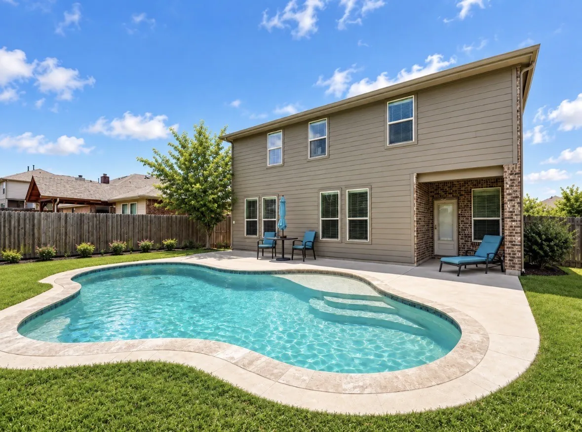 Single Family Residence For Sale in Tarrant County , 12532 Autumn Leaves Trail, Fort Worth, Texas 76244, 4 Bedroom, 4 Bathroom, 2 Garage spaces, 2,891 Sqft, built in 2011, mls#21333539, Real Estate Agent in Fort Worth, Homes For Sale in Tarrant county, Homes For Sale in Fort Worth, Realtor in Fort Worth Texas, Real Estate Brokerage Independent Realty Texas, Luminita Cordes Realtor
