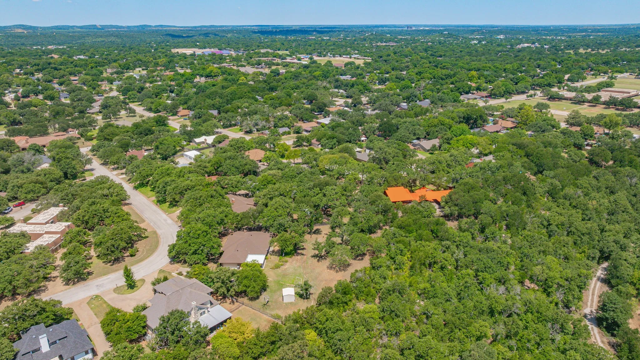 Single Family Residence For Sale in Young County , 1513 Mimosa Circle, Graham, Texas 76450, 4 Bedroom, 3 Bathroom, 1 Garage spaces, 2,647 Sqft, built in 1980, mls#21327195, Real Estate Agent in Graham, Homes For Sale in Young county, Homes For Sale in Graham, Realtor in Graham Texas, Real Estate Brokerage Independent Realty Texas, Luminita Cordes Realtor