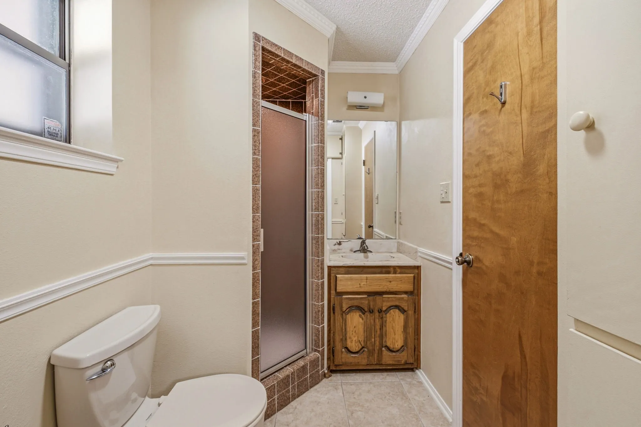 Single Family Residence For Sale in Young County , 1513 Mimosa Circle, Graham, Texas 76450, 4 Bedroom, 3 Bathroom, 1 Garage spaces, 2,647 Sqft, built in 1980, mls#21327195, Real Estate Agent in Graham, Homes For Sale in Young county, Homes For Sale in Graham, Realtor in Graham Texas, Real Estate Brokerage Independent Realty Texas, Luminita Cordes Realtor