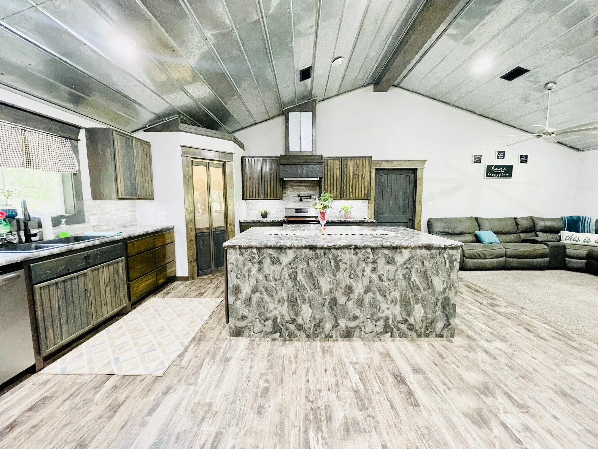 Single Family Residence For Sale in Wood County , 940 County Road 1858, Yantis, Texas 75497, 4 Bedrooms, 2 Bathrooms, Garage spaces, 1,800 Sqft, built in 2023, Price $385,000, mls#21334981, Real Estate Agent in Yantis, Homes For Sale in Wood county, Homes For Sale in Yantis, Realtor in Yantis Texas, Real Estate Brokerage Independent Realty Texas, Luminita Cordes Realtor
