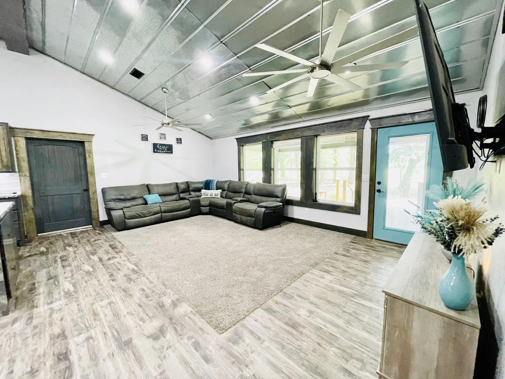 Single Family Residence For Sale in Wood County , 940 County Road 1858, Yantis, Texas 75497, 4 Bedrooms, 2 Bathrooms, Garage spaces, 1,800 Sqft, built in 2023, Price $385,000, mls#21334981, Real Estate Agent in Yantis, Homes For Sale in Wood county, Homes For Sale in Yantis, Realtor in Yantis Texas, Real Estate Brokerage Independent Realty Texas, Luminita Cordes Realtor