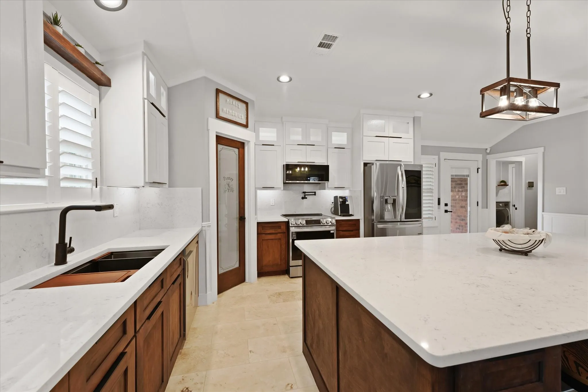 Single Family Residence For Sale in Dallas County , 602 Hearthstone Drive, Lancaster, Texas 75146, 4 Bedrooms, 2 Bathrooms, 2 Garage spaces, 1,877 Sqft, built in 2016, Price $349,900, mls#21332351, Real Estate Agent in Lancaster, Homes For Sale in Dallas county, Homes For Sale in Lancaster, Realtor in Lancaster Texas, Real Estate Brokerage Independent Realty Texas, Luminita Cordes Realtor