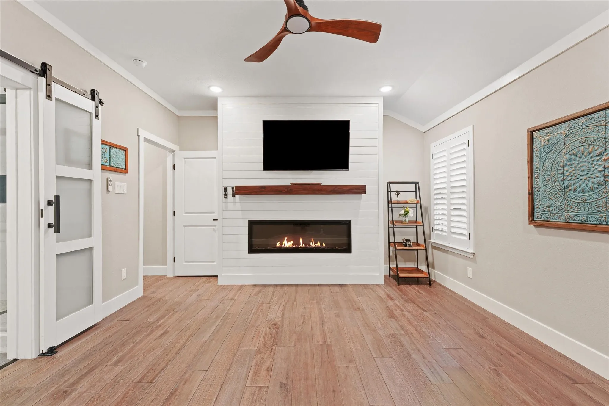 Single Family Residence For Sale in Dallas County , 602 Hearthstone Drive, Lancaster, Texas 75146, 4 Bedrooms, 2 Bathrooms, 2 Garage spaces, 1,877 Sqft, built in 2016, Price $349,900, mls#21332351, Real Estate Agent in Lancaster, Homes For Sale in Dallas county, Homes For Sale in Lancaster, Realtor in Lancaster Texas, Real Estate Brokerage Independent Realty Texas, Luminita Cordes Realtor