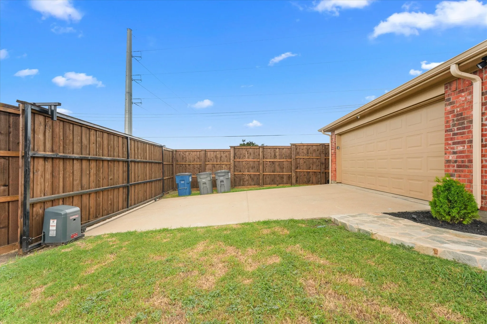 Single Family Residence For Sale in Dallas County , 602 Hearthstone Drive, Lancaster, Texas 75146, 4 Bedrooms, 2 Bathrooms, 2 Garage spaces, 1,877 Sqft, built in 2016, Price $349,900, mls#21332351, Real Estate Agent in Lancaster, Homes For Sale in Dallas county, Homes For Sale in Lancaster, Realtor in Lancaster Texas, Real Estate Brokerage Independent Realty Texas, Luminita Cordes Realtor