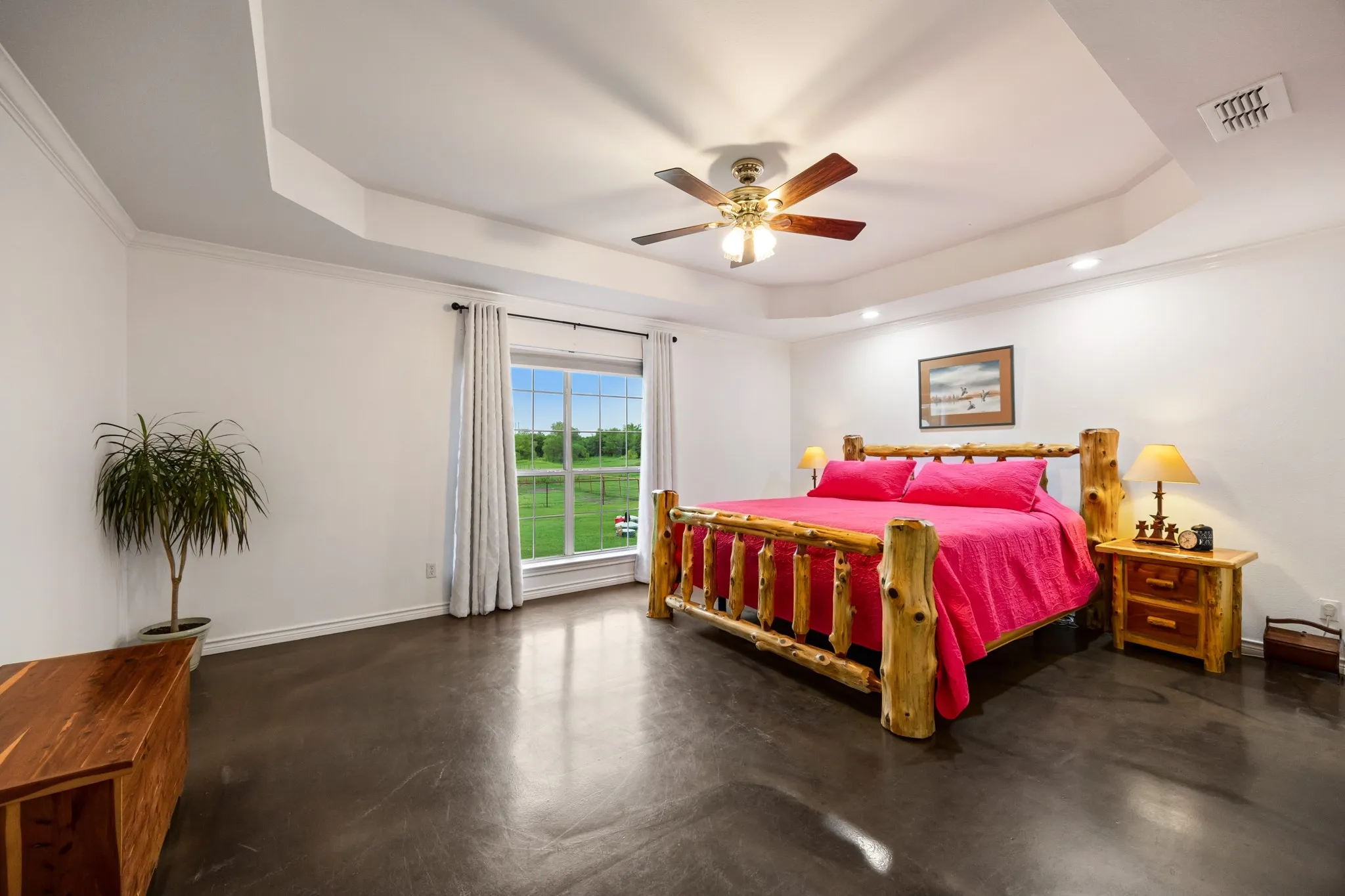 Single Family Residence For Sale in Kaufman County , 10052 Helms Trail, Forney, Texas 75126, 4 Bedroom, 3 Bathroom, 2 Garage spaces, 2,952 Sqft, built in 2000, mls#21334456, Real Estate Agent in Forney, Homes For Sale in Kaufman county, Homes For Sale in Forney, Realtor in Forney Texas, Real Estate Brokerage Independent Realty Texas, Luminita Cordes Realtor