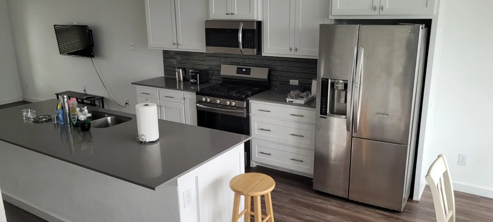 Townhouse For Sale in Denton County , 2739 Levee Lane, Lewisville, Texas 75067, 3 Bedroom, 4 Bathroom, 2 Garage spaces, 2,006 Sqft, built in 2022, mls#21335011, Real Estate Agent in Lewisville, Homes For Sale in Denton county, Homes For Sale in Lewisville, Realtor in Lewisville Texas, Real Estate Brokerage Independent Realty Texas, Luminita Cordes Realtor