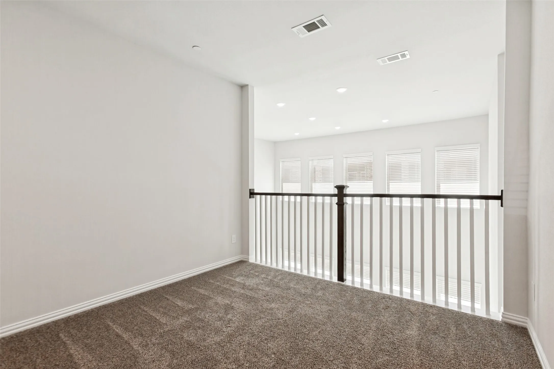 Townhouse For Rent in Collin County , 4157 Humboldt Street, Frisco, Texas 75034, 3 Bedroom, 3 Bathroom, 2 Garage spaces, 2,323 Sqft, built in 2024, mls#21334860, Real Estate Agent in Frisco, Homes For Rent in Collin county, Homes For Rent in Frisco, Realtor in Frisco Texas, Real Estate Brokerage Independent Realty Texas, Luminita Cordes Realtor