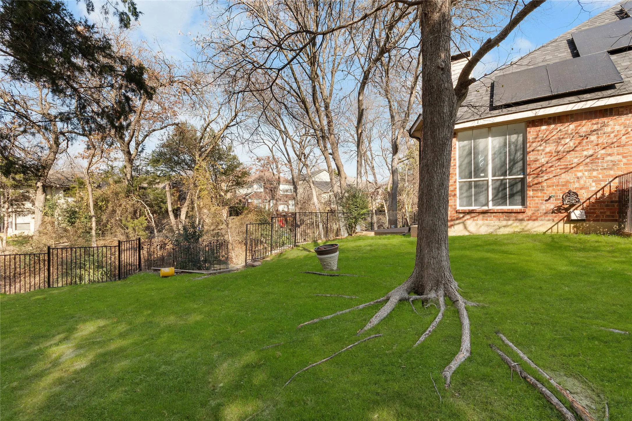 Single Family Residence For Sale in Rockwall County , 225 Freedom Court, Rockwall, Texas 75032, 4 Bedrooms, 3 Bathrooms, 2 Garage spaces, 2,528 Sqft, built in 1997, Price $535,000, mls#21335021, Real Estate Agent in Rockwall, Homes For Sale in Rockwall county, Homes For Sale in Rockwall, Realtor in Rockwall Texas, Real Estate Brokerage Independent Realty Texas, Luminita Cordes Realtor