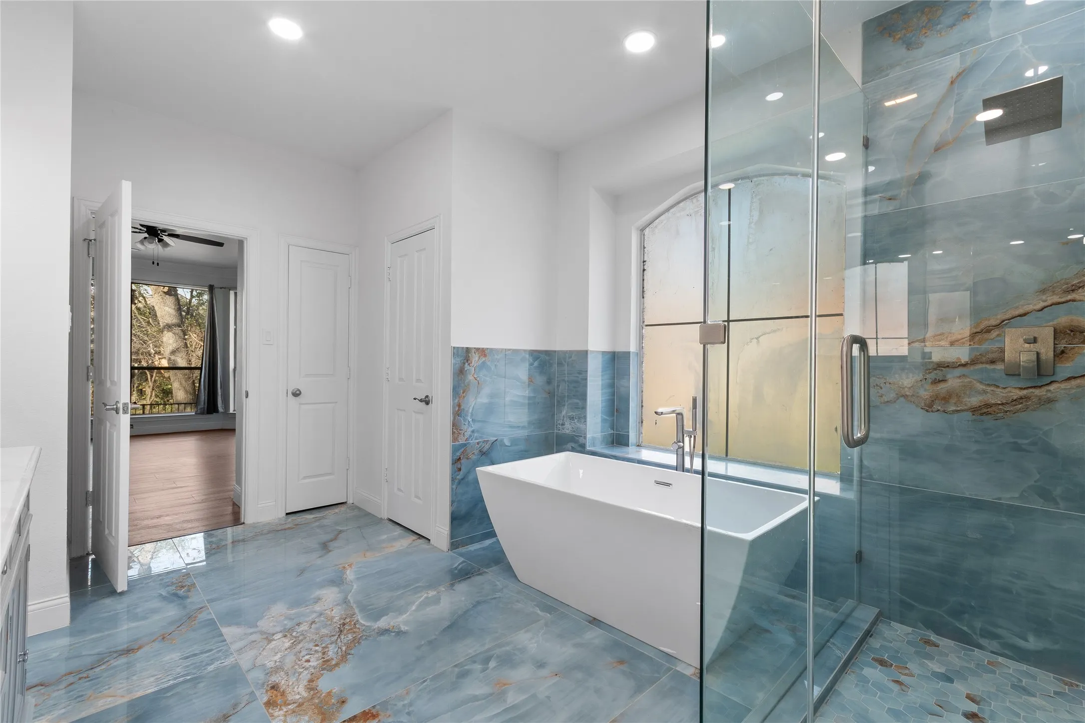Single Family Residence For Sale in Rockwall County , 225 Freedom Court, Rockwall, Texas 75032, 4 Bedrooms, 3 Bathrooms, 2 Garage spaces, 2,528 Sqft, built in 1997, Price $535,000, mls#21335021, Real Estate Agent in Rockwall, Homes For Sale in Rockwall county, Homes For Sale in Rockwall, Realtor in Rockwall Texas, Real Estate Brokerage Independent Realty Texas, Luminita Cordes Realtor