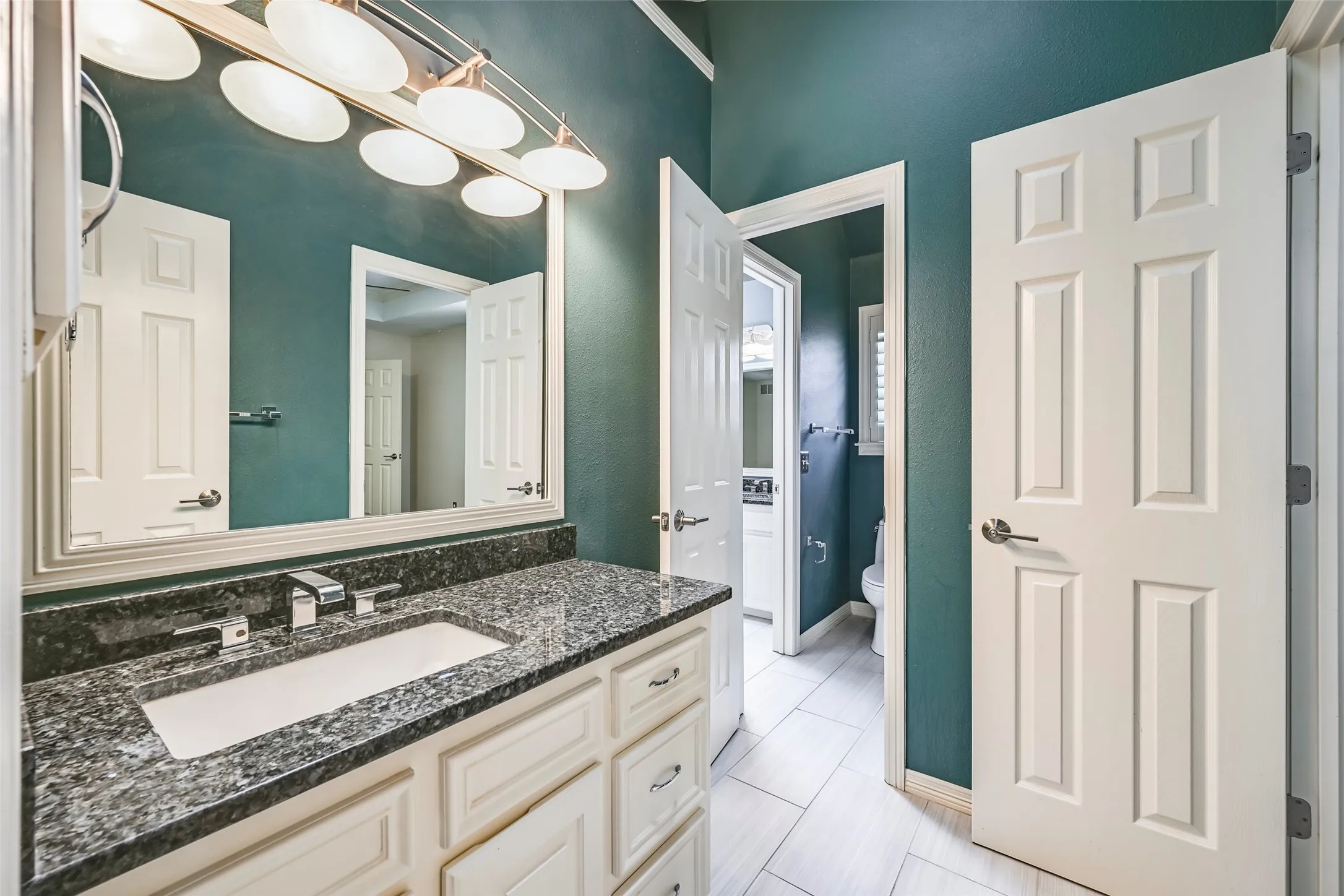 Jack & Jill bathroom