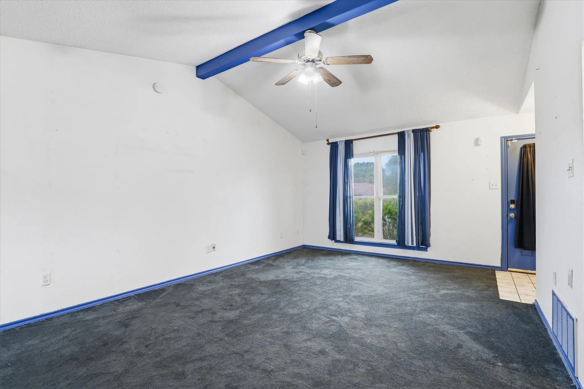 Single Family Residence For Sale in Tarrant County , 3509 Westgrove Drive, Arlington, Texas 76001, 3 Bedroom, 2 Bathroom, 1 Garage spaces, 974 Sqft, built in 1983, mls#21335025, Real Estate Agent in Arlington, Homes For Sale in Tarrant county, Homes For Sale in Arlington, Realtor in Arlington Texas, Real Estate Brokerage Independent Realty Texas, Luminita Cordes Realtor