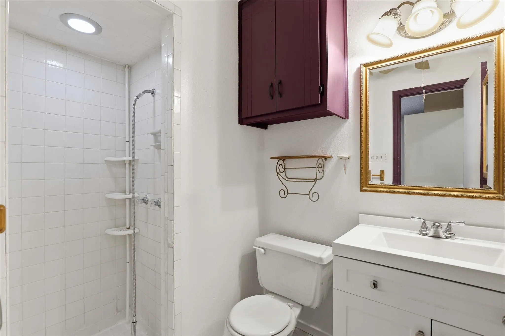 Single Family Residence For Sale in Tarrant County , 3509 Westgrove Drive, Arlington, Texas 76001, 3 Bedroom, 2 Bathroom, 1 Garage spaces, 974 Sqft, built in 1983, mls#21335025, Real Estate Agent in Arlington, Homes For Sale in Tarrant county, Homes For Sale in Arlington, Realtor in Arlington Texas, Real Estate Brokerage Independent Realty Texas, Luminita Cordes Realtor