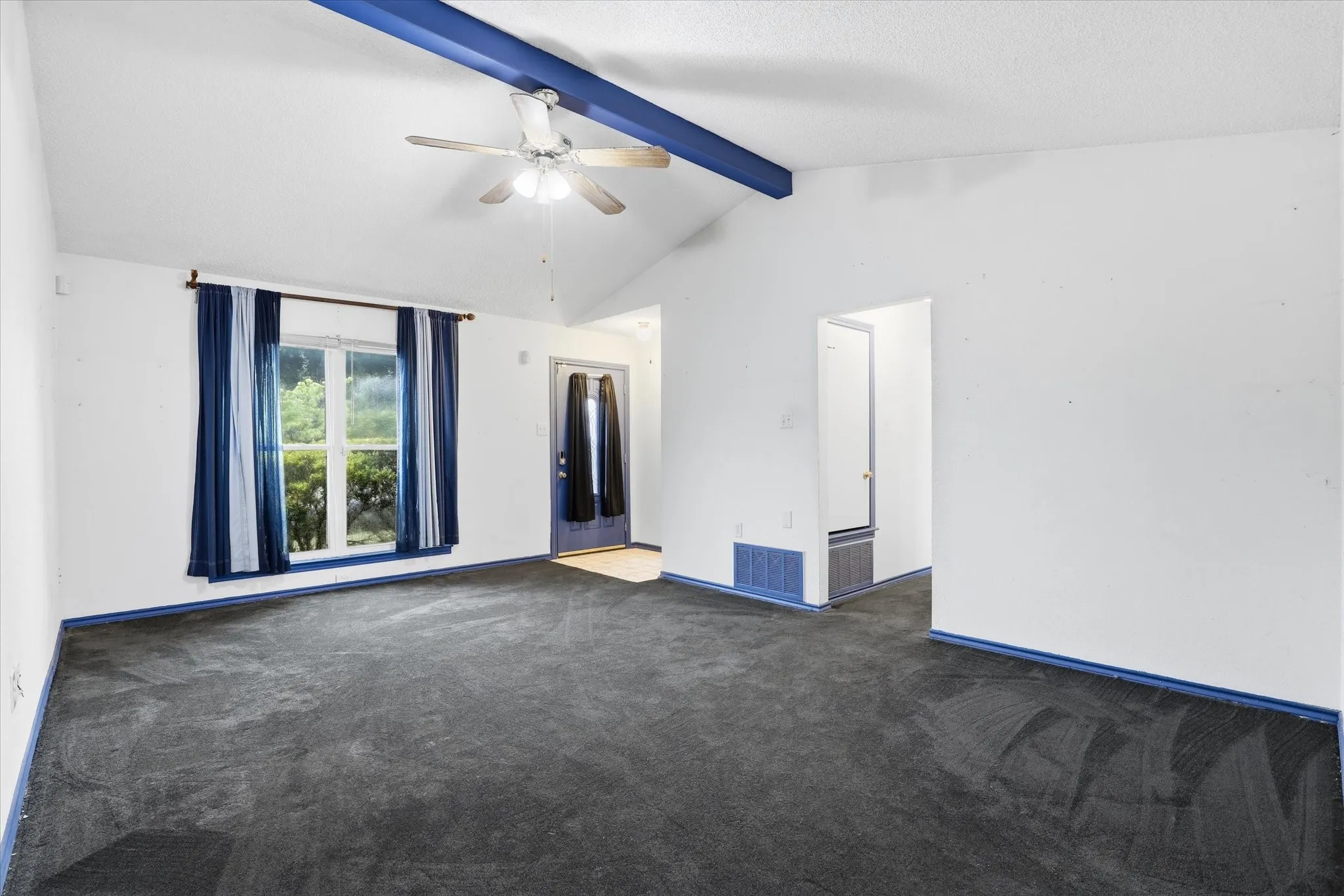 Single Family Residence For Sale in Tarrant County , 3509 Westgrove Drive, Arlington, Texas 76001, 3 Bedroom, 2 Bathroom, 1 Garage spaces, 974 Sqft, built in 1983, mls#21335025, Real Estate Agent in Arlington, Homes For Sale in Tarrant county, Homes For Sale in Arlington, Realtor in Arlington Texas, Real Estate Brokerage Independent Realty Texas, Luminita Cordes Realtor
