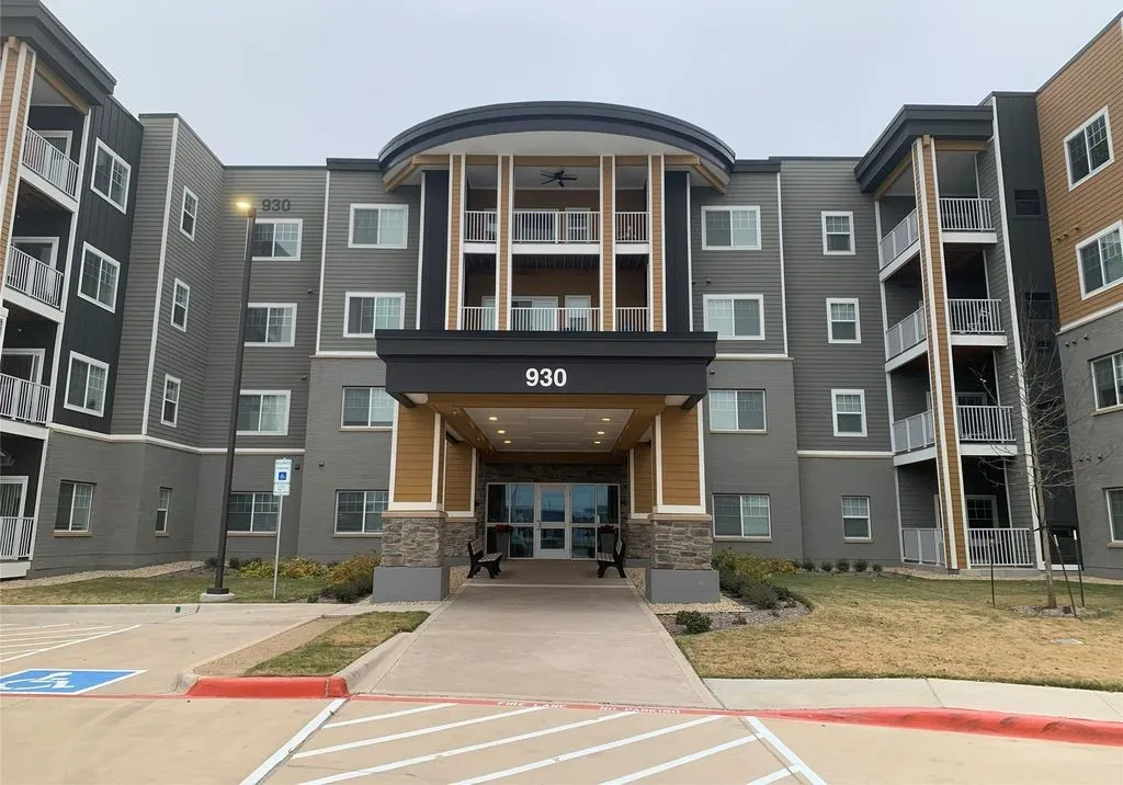 Condominium For Sale in Collin County , 930 Stockton Drive 409, Allen, Texas 75013, 2 Bedroom, 2 Bathroom, 1 Garage spaces, 1,506 Sqft, built in 2025, mls#21331649, Real Estate Agent in Allen, Homes For Sale in Collin county, Homes For Sale in Allen, Realtor in Allen Texas, Real Estate Brokerage Independent Realty Texas, Luminita Cordes Realtor