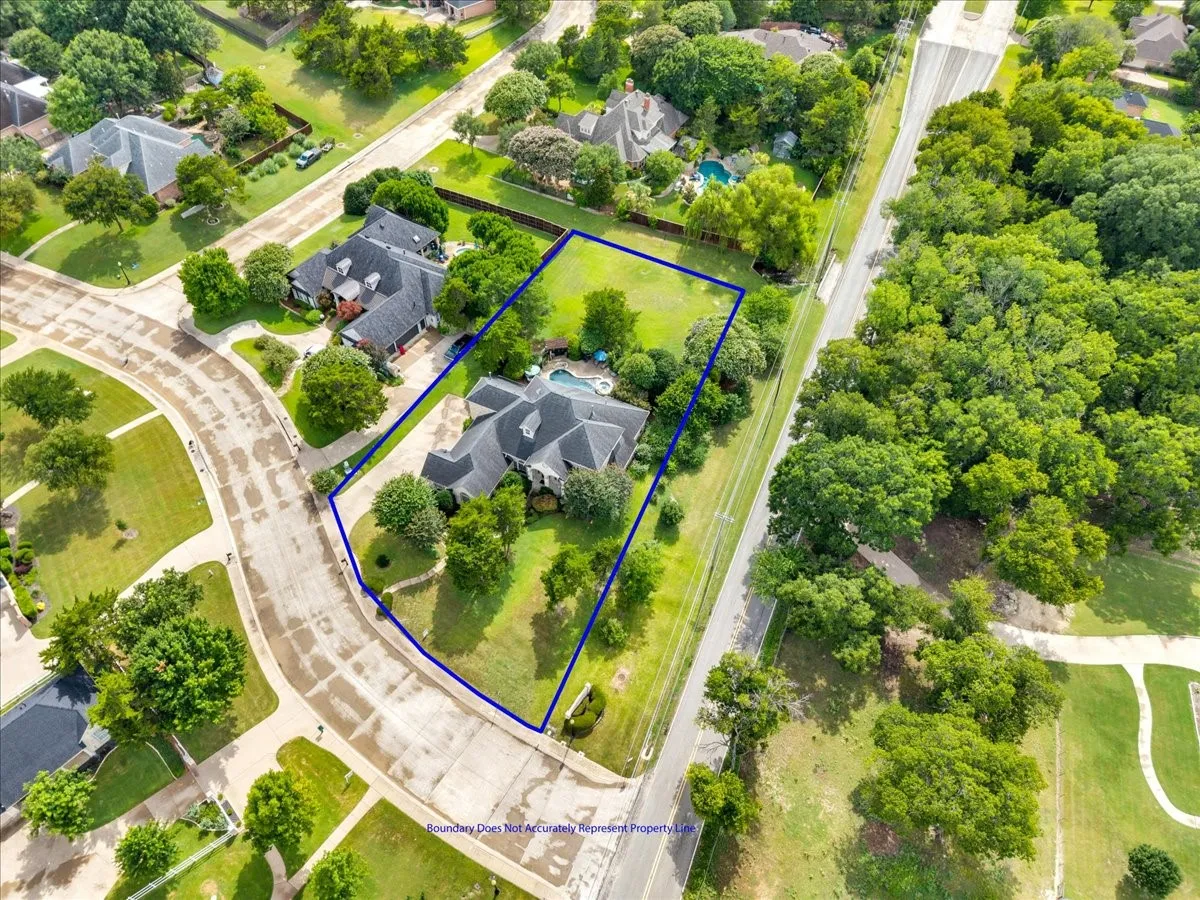 Single Family Residence For Sale in Ellis County , 2201 Somerset, Midlothian, Texas 76065, 4 Bedroom, 4 Bathroom, 3 Garage spaces, 4,020 Sqft, built in 2001, mls#21334132, Real Estate Agent in Midlothian, Homes For Sale in Ellis county, Homes For Sale in Midlothian, Realtor in Midlothian Texas, Real Estate Brokerage Independent Realty Texas, Luminita Cordes Realtor