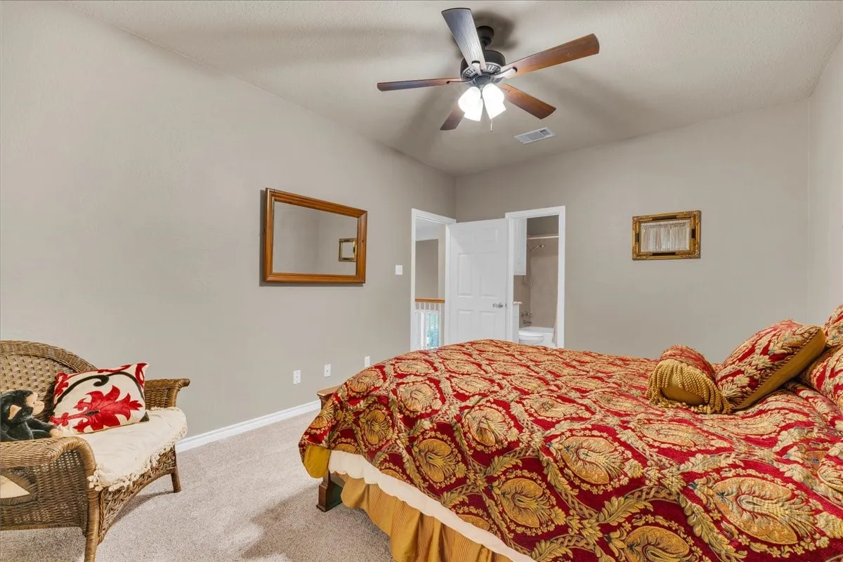 Single Family Residence For Sale in Ellis County , 2201 Somerset, Midlothian, Texas 76065, 4 Bedroom, 4 Bathroom, 3 Garage spaces, 4,020 Sqft, built in 2001, mls#21334132, Real Estate Agent in Midlothian, Homes For Sale in Ellis county, Homes For Sale in Midlothian, Realtor in Midlothian Texas, Real Estate Brokerage Independent Realty Texas, Luminita Cordes Realtor