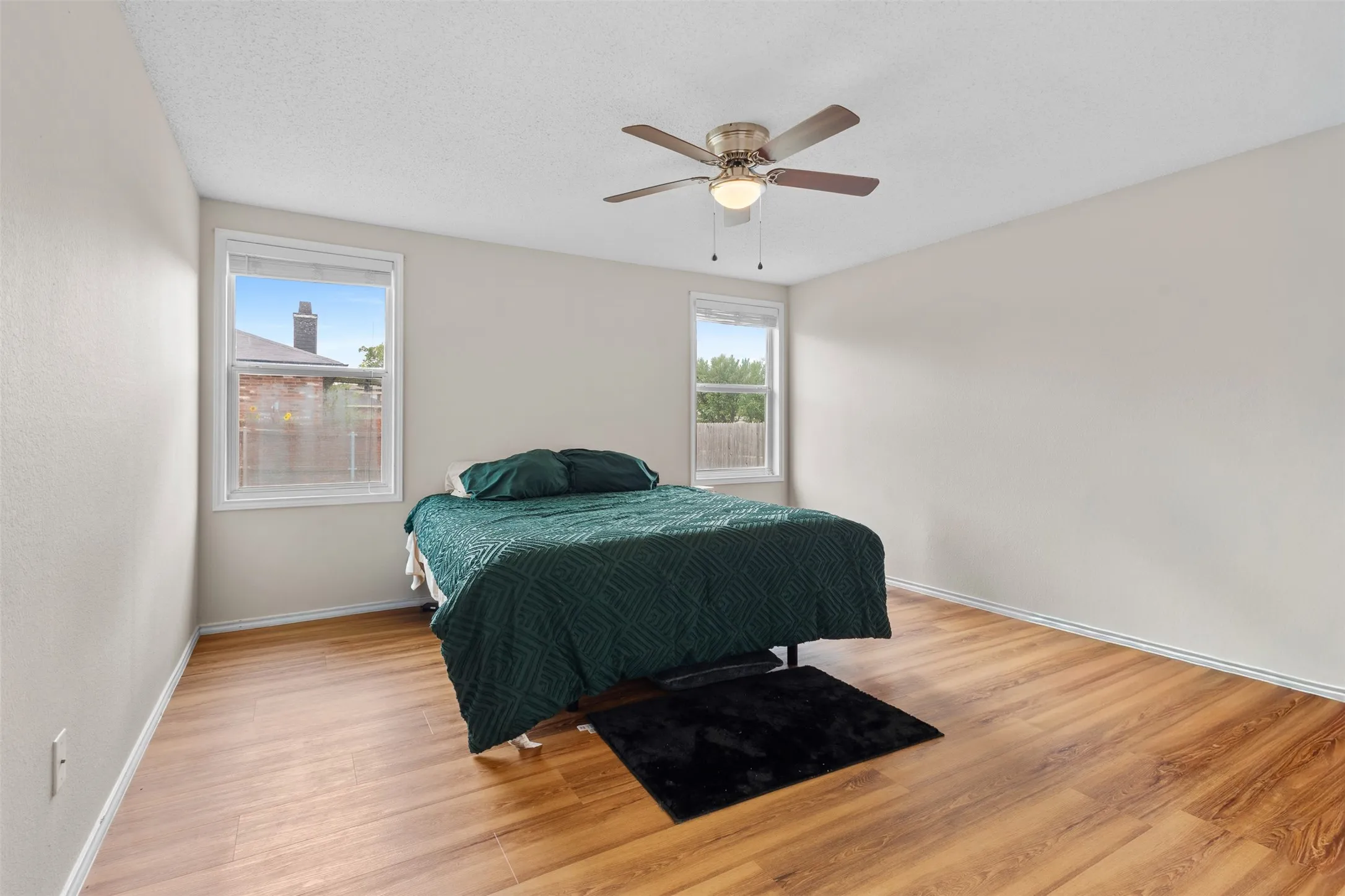 Single Family Residence For Sale in Tarrant County , 1434 Paint Brush Court, Burleson, Texas 76028, 3 Bedroom, 2 Bathroom, 2 Garage spaces, 1,452 Sqft, built in 2005, mls#21330064, Real Estate Agent in Burleson, Homes For Sale in Tarrant county, Homes For Sale in Burleson, Realtor in Burleson Texas, Real Estate Brokerage Independent Realty Texas, Luminita Cordes Realtor