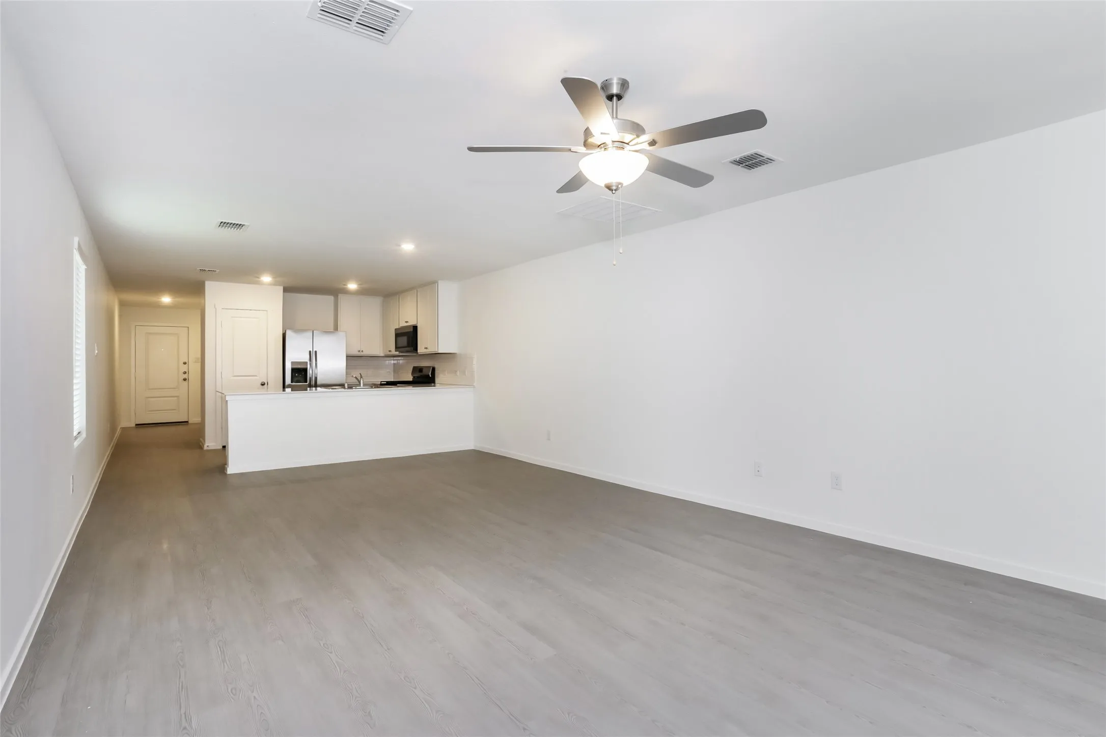 Single Family Residence For Rent in Tarrant County , 1304 Amapola Drive, Haslet, Texas 76052, 3 Bedroom, 2 Bathroom, 2 Garage spaces, 1,451 Sqft, built in 2026, mls#21335048, Real Estate Agent in Haslet, Homes For Rent in Tarrant county, Homes For Rent in Haslet, Realtor in Haslet Texas, Real Estate Brokerage Independent Realty Texas, Luminita Cordes Realtor