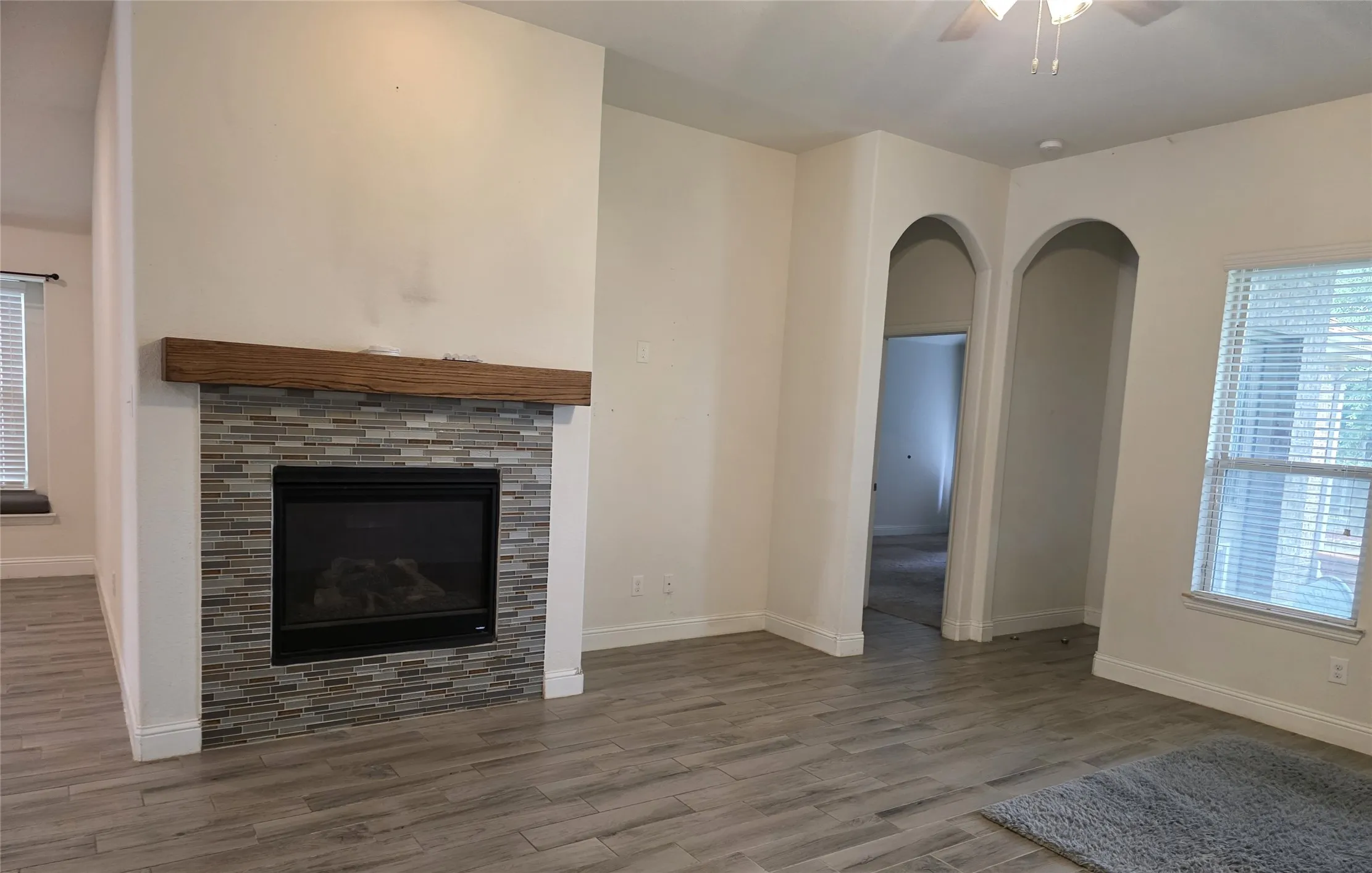 Single Family Residence For Sale in Collin County , 1400 Crossvine Drive, Anna, Texas 75409, 3 Bedroom, 2 Bathroom, 2 Garage spaces, 1,865 Sqft, built in 2017, Price $249,480, mls#21334718, Real Estate Agent in Anna, Homes For Sale in Collin county, Homes For Sale in Anna, Realtor in Anna Texas, Real Estate Brokerage Independent Realty Texas, Luminita Cordes Realtor