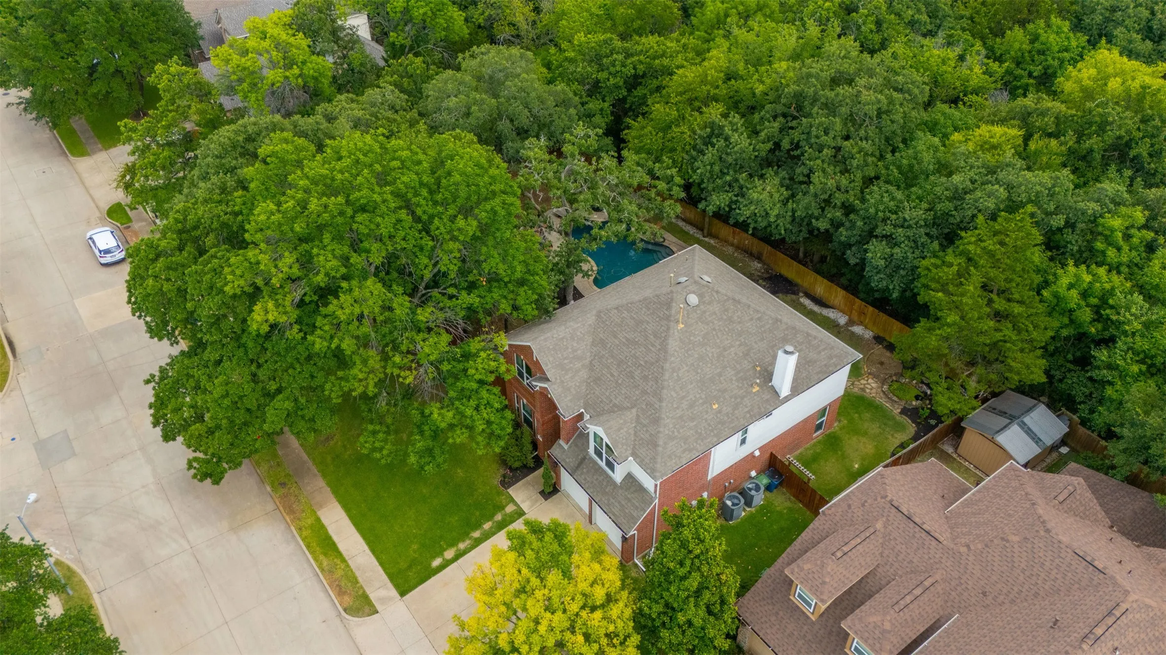 Single Family Residence For Rent in Tarrant County , 2417 Bonham Trail, Grapevine, Texas 76051, 4 Bedroom, 3 Bathroom, 2 Garage spaces, 3,084 Sqft, built in 1995, mls#21333955, Real Estate Agent in Grapevine, Homes For Rent in Tarrant county, Homes For Rent in Grapevine, Realtor in Grapevine Texas, Real Estate Brokerage Independent Realty Texas, Luminita Cordes Realtor