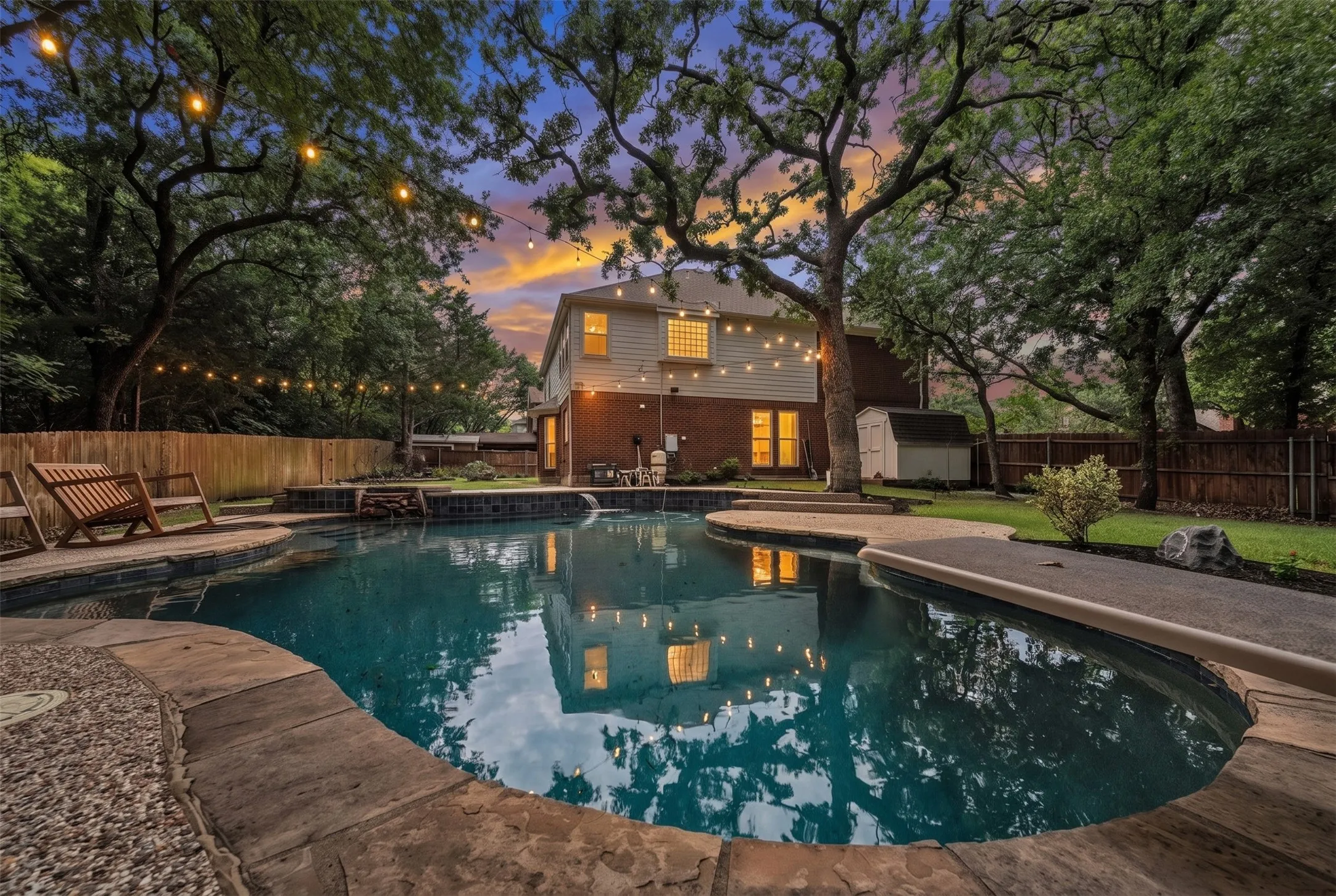 Single Family Residence For Rent in Tarrant County , 2417 Bonham Trail, Grapevine, Texas 76051, 4 Bedroom, 3 Bathroom, 2 Garage spaces, 3,084 Sqft, built in 1995, mls#21333955, Real Estate Agent in Grapevine, Homes For Rent in Tarrant county, Homes For Rent in Grapevine, Realtor in Grapevine Texas, Real Estate Brokerage Independent Realty Texas, Luminita Cordes Realtor