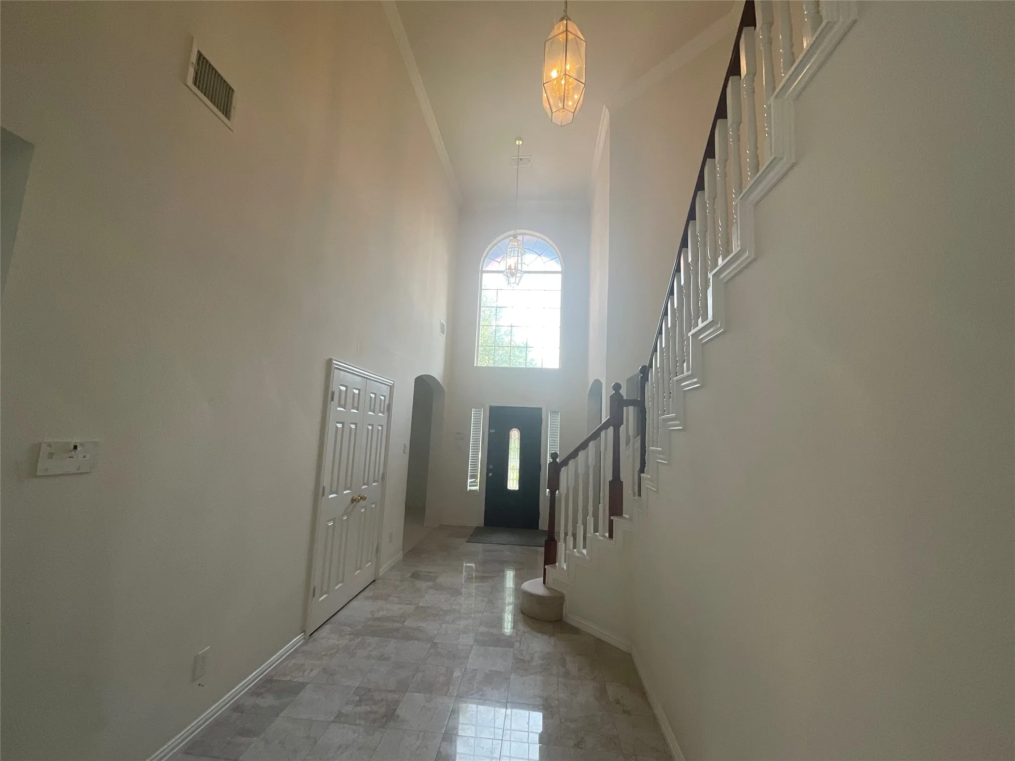 Single Family Residence For Rent in Dallas County , 4201 Abingdon Drive, Garland, Texas 75043, 5 Bedroom, 4 Bathroom, 3 Garage spaces, 4,541 Sqft, built in 2001, mls#21328756, Real Estate Agent in Garland, Homes For Rent in Dallas county, Homes For Rent in Garland, Realtor in Garland Texas, Real Estate Brokerage Independent Realty Texas, Luminita Cordes Realtor