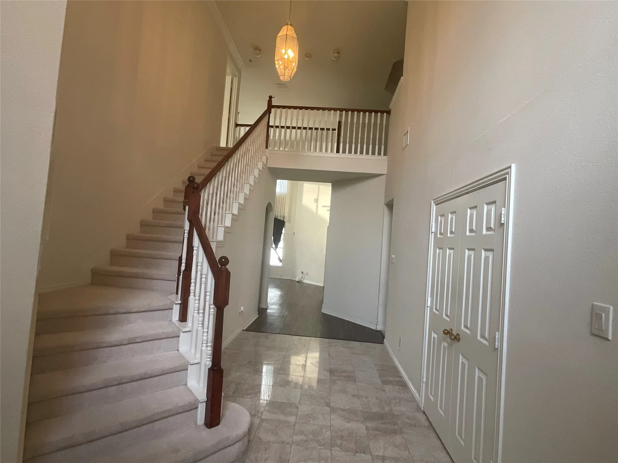 Single Family Residence For Rent in Dallas County , 4201 Abingdon Drive, Garland, Texas 75043, 5 Bedroom, 4 Bathroom, 3 Garage spaces, 4,541 Sqft, built in 2001, mls#21328756, Real Estate Agent in Garland, Homes For Rent in Dallas county, Homes For Rent in Garland, Realtor in Garland Texas, Real Estate Brokerage Independent Realty Texas, Luminita Cordes Realtor