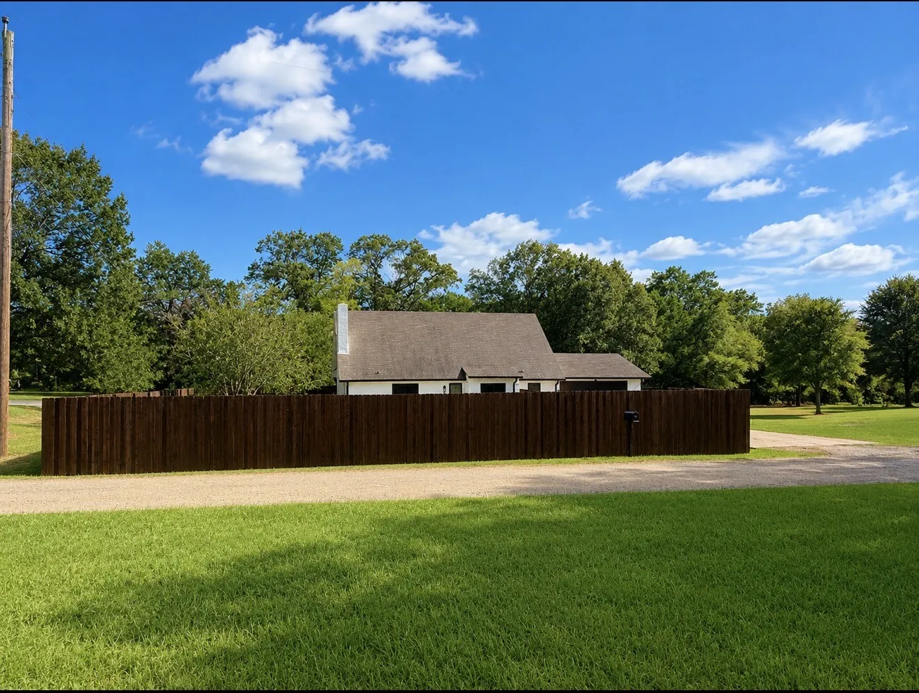 Single Family Residence For Sale in Van Zandt County , 519 Clearwater Road, Grand Saline, Texas 75140, 3 Bedroom, 2 Bathroom, 2 Garage spaces, 1,784 Sqft, built in 1979, mls#21335060, Real Estate Agent in Grand Saline, Homes For Sale in Van Zandt county, Homes For Sale in Grand Saline, Realtor in Grand Saline Texas, Real Estate Brokerage Independent Realty Texas, Luminita Cordes Realtor
