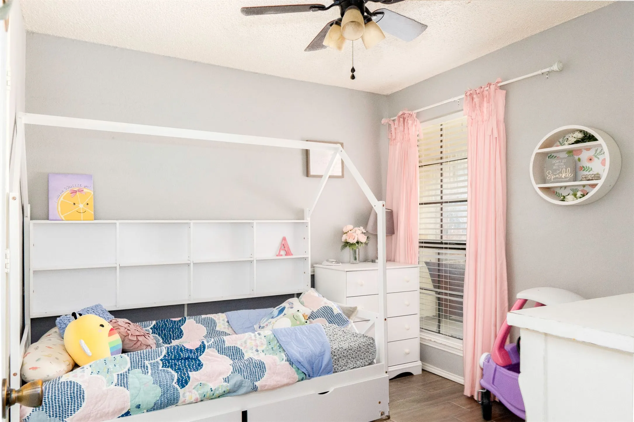 Single Family Residence For Sale in Tarrant County , 6500 Hughes Drive, Watauga, Texas 76148, 3 Bedroom, 2 Bathroom, Garage spaces, 1,715 Sqft, built in 1983, mls#21334847, Real Estate Agent in Watauga, Homes For Sale in Tarrant county, Homes For Sale in Watauga, Realtor in Watauga Texas, Real Estate Brokerage Independent Realty Texas, Luminita Cordes Realtor