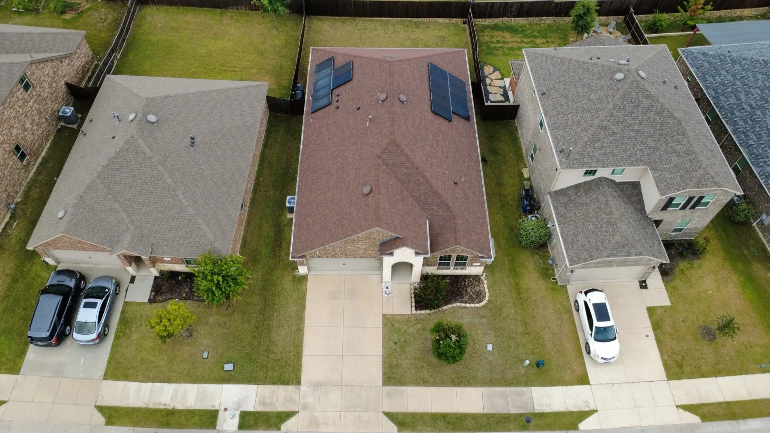 Single Family Residence For Sale in Collin County , 800 Goldenrod Lane, Princeton, Texas 75407, 4 Bedroom, 2 Bathroom, 2 Garage spaces, 2,036 Sqft, built in 2021, mls#21332263, Real Estate Agent in Princeton, Homes For Sale in Collin county, Homes For Sale in Princeton, Realtor in Princeton Texas, Real Estate Brokerage Independent Realty Texas, Luminita Cordes Realtor