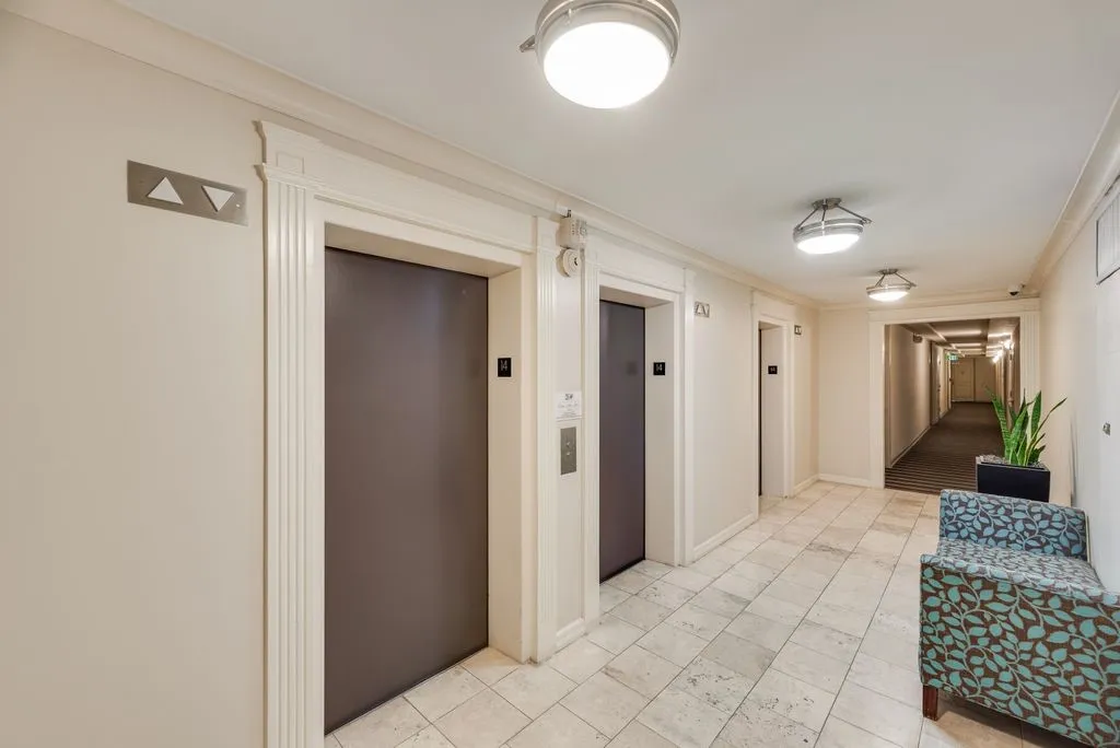 Condominium For Rent in Dallas County , 3883 Turtle Creek Boulevard 1408, Dallas, Texas 75219, 1 Bedroom, 1 Bathroom, 1 Garage spaces, 772 Sqft, built in 1963, mls#21335078, Real Estate Agent in Dallas, Homes For Rent in Dallas county, Homes For Rent in Dallas, Realtor in Dallas Texas, Real Estate Brokerage Independent Realty Texas, Luminita Cordes Realtor