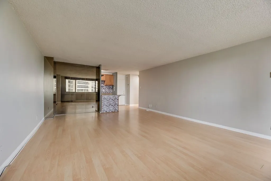 Condominium For Rent in Dallas County , 3883 Turtle Creek Boulevard 1408, Dallas, Texas 75219, 1 Bedroom, 1 Bathroom, 1 Garage spaces, 772 Sqft, built in 1963, mls#21335078, Real Estate Agent in Dallas, Homes For Rent in Dallas county, Homes For Rent in Dallas, Realtor in Dallas Texas, Real Estate Brokerage Independent Realty Texas, Luminita Cordes Realtor