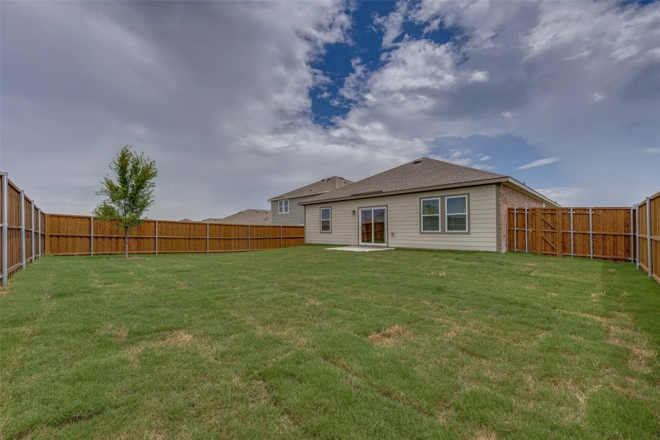 Single Family Residence For Rent in Grayson County , 1425 Elliott Road, Howe, Texas 75459, 4 Bedroom, 2 Bathroom, 2 Garage spaces, 1,827 Sqft, built in 2026, mls#21335070, Real Estate Agent in Howe, Homes For Rent in Grayson county, Homes For Rent in Howe, Realtor in Howe Texas, Real Estate Brokerage Independent Realty Texas, Luminita Cordes Realtor