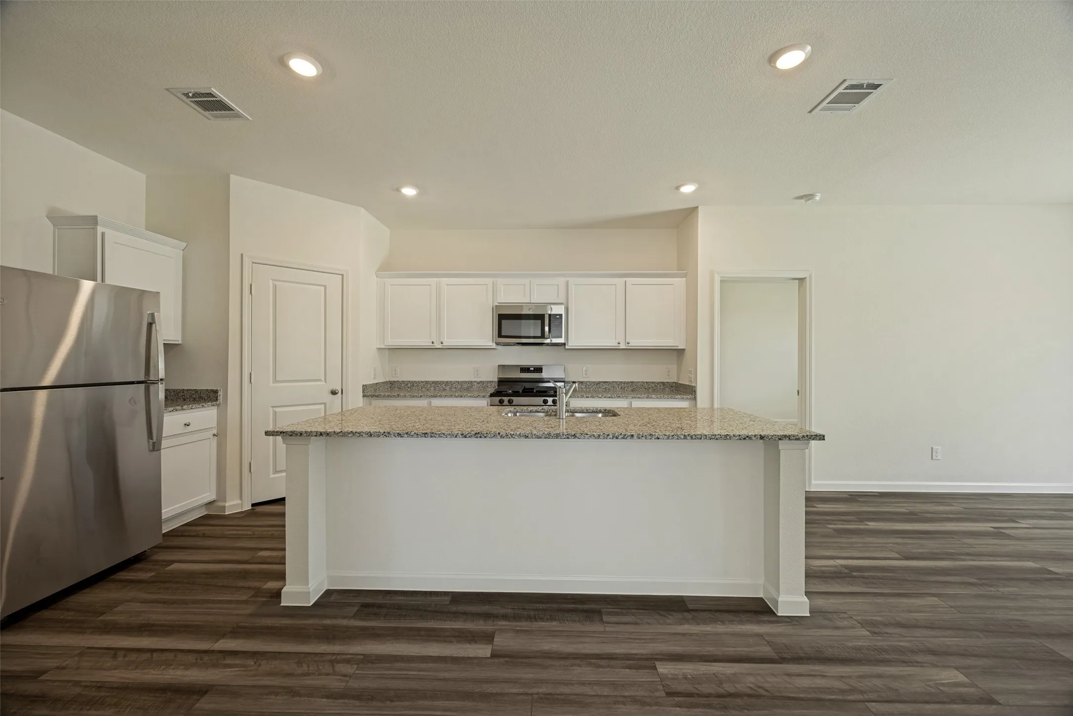 Single Family Residence For Rent in Grayson County , 1425 Elliott Road, Howe, Texas 75459, 4 Bedroom, 2 Bathroom, 2 Garage spaces, 1,827 Sqft, built in 2026, mls#21335070, Real Estate Agent in Howe, Homes For Rent in Grayson county, Homes For Rent in Howe, Realtor in Howe Texas, Real Estate Brokerage Independent Realty Texas, Luminita Cordes Realtor