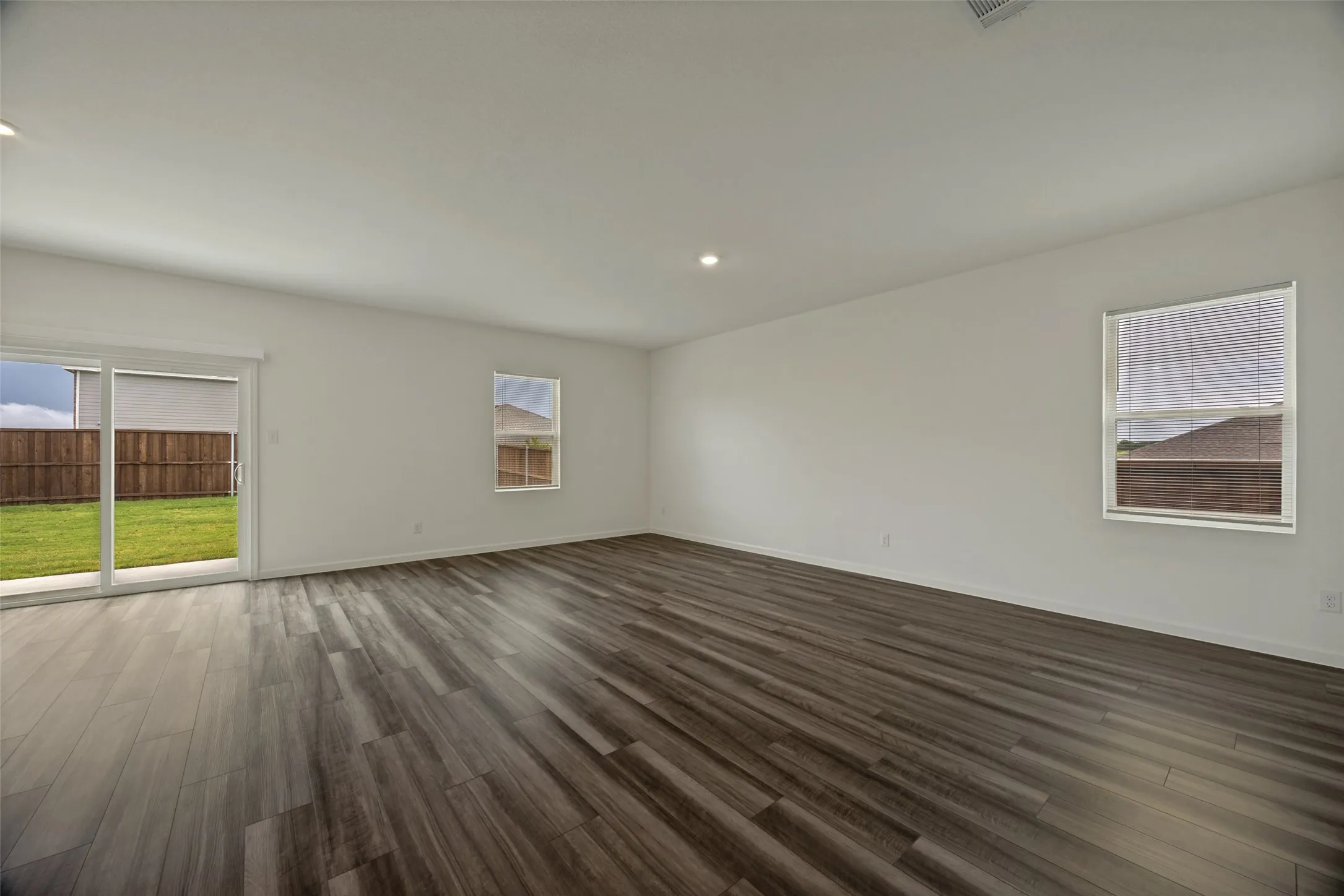 Single Family Residence For Rent in Grayson County , 1425 Elliott Road, Howe, Texas 75459, 4 Bedroom, 2 Bathroom, 2 Garage spaces, 1,827 Sqft, built in 2026, mls#21335070, Real Estate Agent in Howe, Homes For Rent in Grayson county, Homes For Rent in Howe, Realtor in Howe Texas, Real Estate Brokerage Independent Realty Texas, Luminita Cordes Realtor