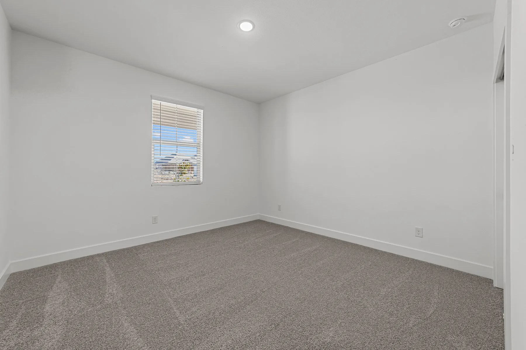 Single Family Residence For Sale in Rockwall County , 2031 Roaring Fork Drive, Royse City, Texas 75189, 3 Bedrooms, 2 Bathrooms, 2 Garage spaces, 1,861 Sqft, built in 2024, Price $330,000, mls#21335082, Real Estate Agent in Royse City, Homes For Sale in Rockwall county, Homes For Sale in Royse City, Realtor in Royse City Texas, Real Estate Brokerage Independent Realty Texas, Luminita Cordes Realtor