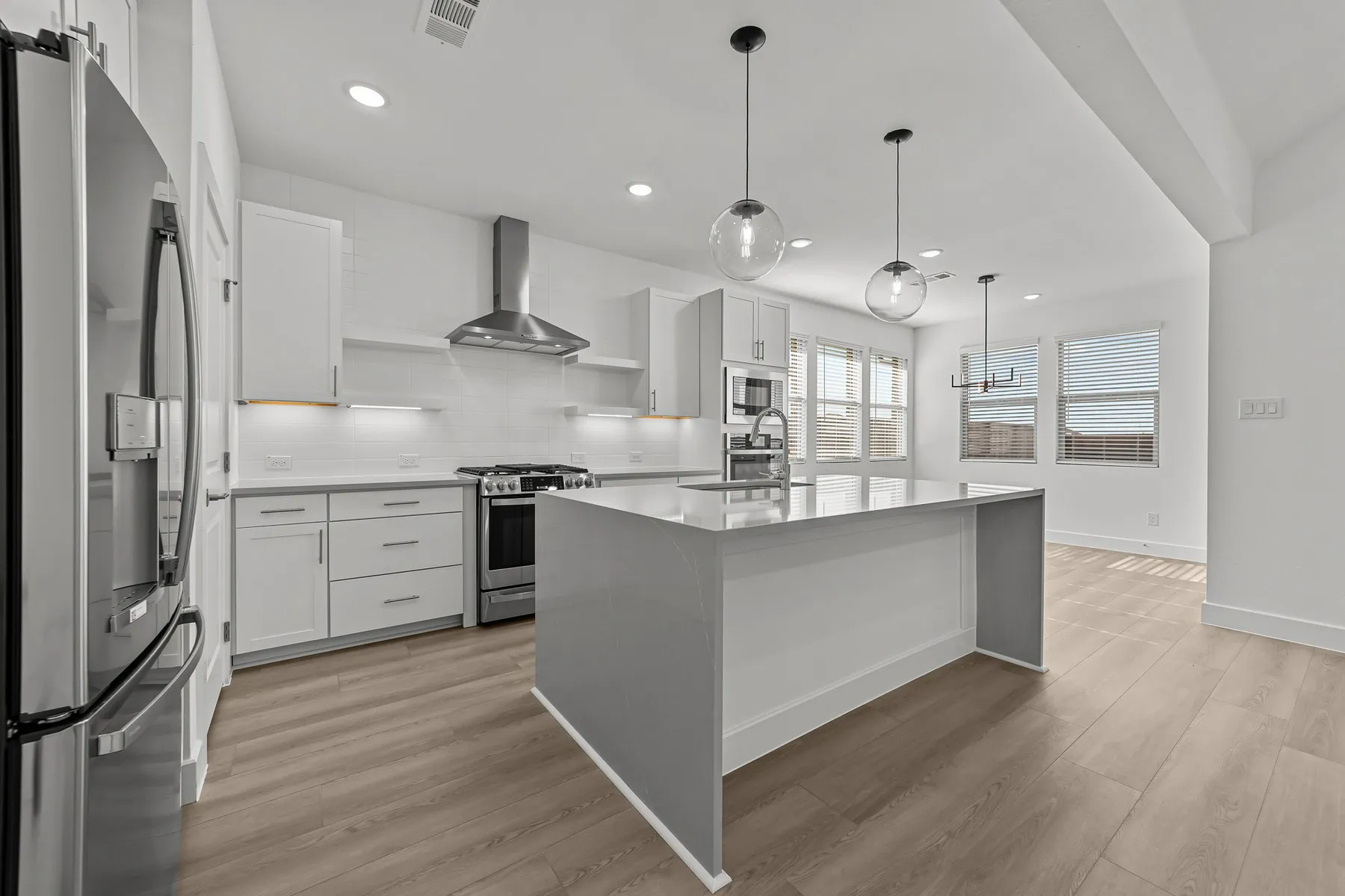 Single Family Residence For Sale in Rockwall County , 2031 Roaring Fork Drive, Royse City, Texas 75189, 3 Bedrooms, 2 Bathrooms, 2 Garage spaces, 1,861 Sqft, built in 2024, Price $330,000, mls#21335082, Real Estate Agent in Royse City, Homes For Sale in Rockwall county, Homes For Sale in Royse City, Realtor in Royse City Texas, Real Estate Brokerage Independent Realty Texas, Luminita Cordes Realtor