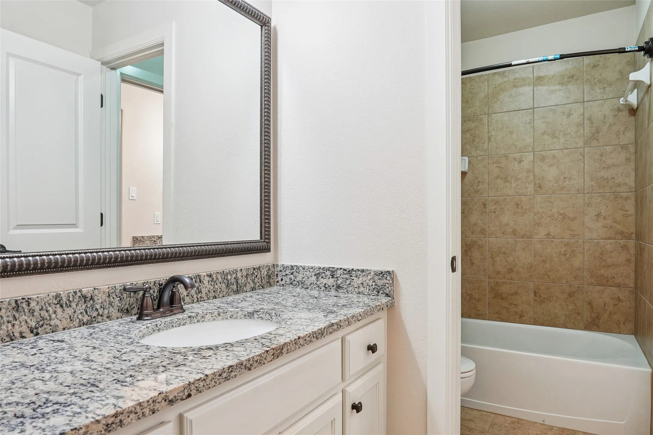 Single Family Residence For Rent in Tarrant County , 1225 Huron Drive, Grapevine, Texas 76051, 5 Bedrooms, 5 Bathrooms, 3 Garage spaces, 4,539 Sqft, built in 2014, Price $5,800, mls#21335084, Real Estate Agent in Grapevine, Homes For Rent in Tarrant county, Homes For Rent in Grapevine, Realtor in Grapevine Texas, Real Estate Brokerage Independent Realty Texas, Luminita Cordes Realtor