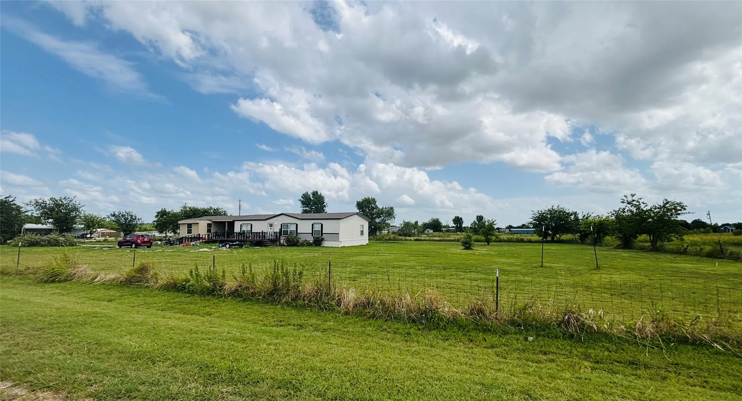 Mobile Home For Sale in Johnson County , 6629 Laurel Lane, Joshua, Texas 76058, 3 Bedroom, 2 Bathroom, Garage spaces, 1,568 Sqft, built in 2022, mls#21335092, Real Estate Agent in Joshua, Homes For Sale in Johnson county, Homes For Sale in Joshua, Realtor in Joshua Texas, Real Estate Brokerage Independent Realty Texas, Luminita Cordes Realtor